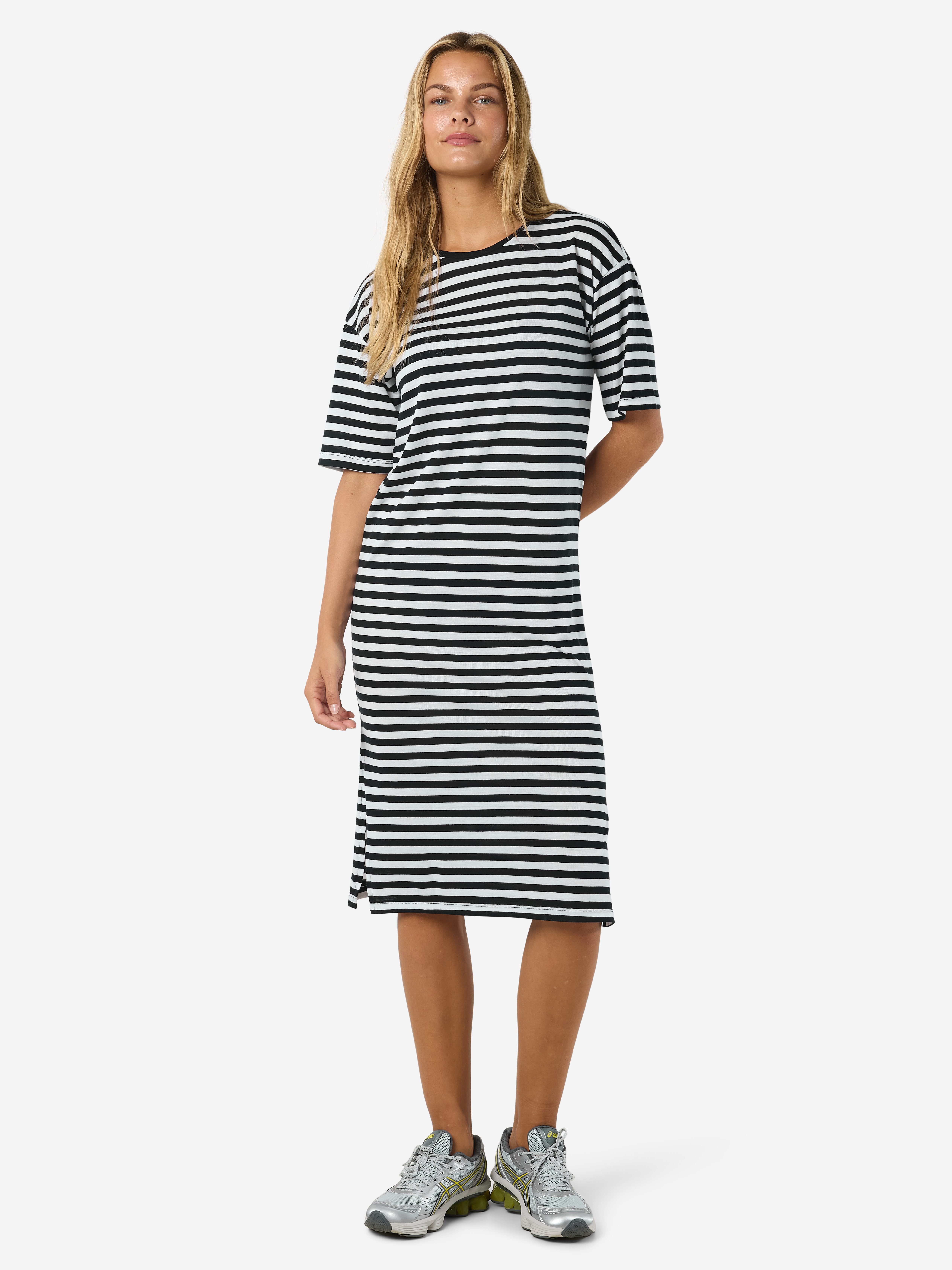 Maxikleid NMMAYDEN 2/4 DRESS NOOS