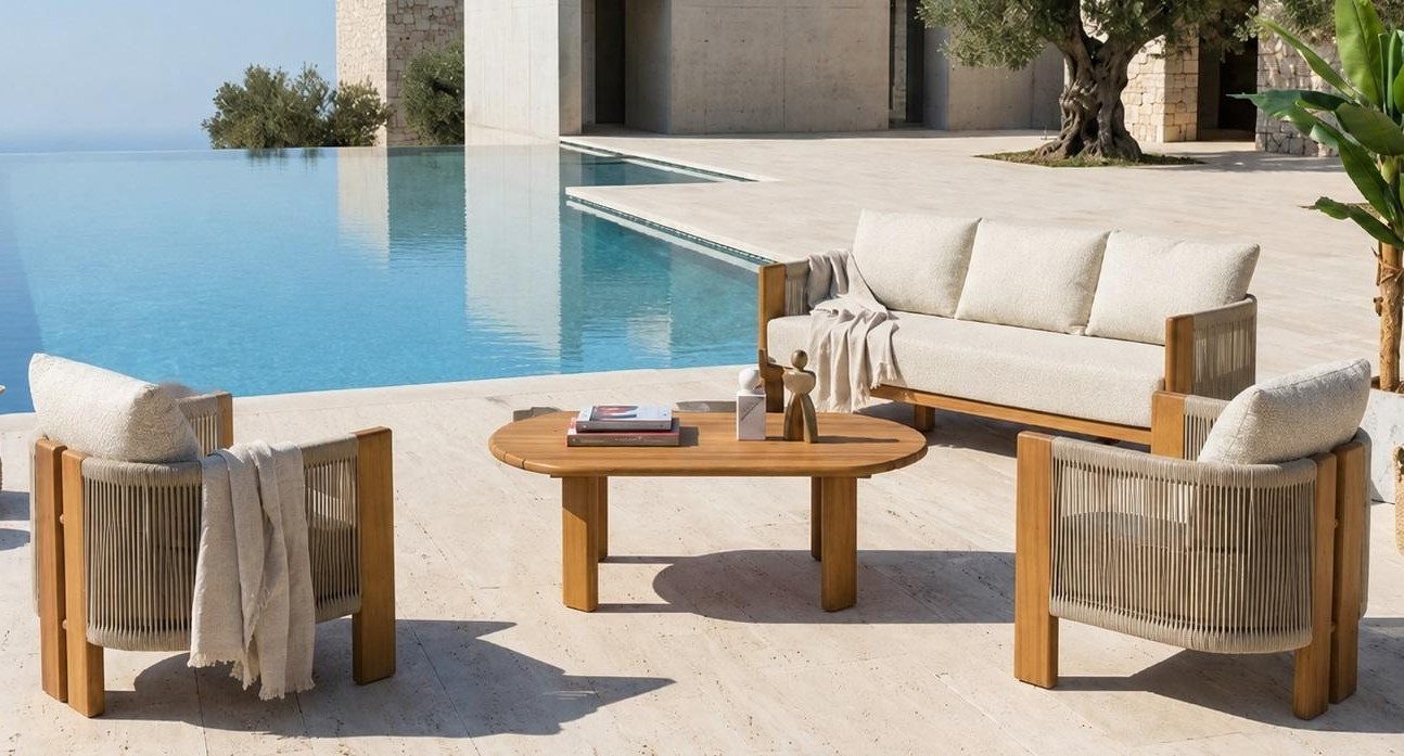 Xlmoebel Gartenlounge-Set Gartenmöbelset Beige Holz 3-Sitzer Polstersofa Sessel Kissen Holztisch, (Gartenmöbelset, 4-tlg., 4-tlg)