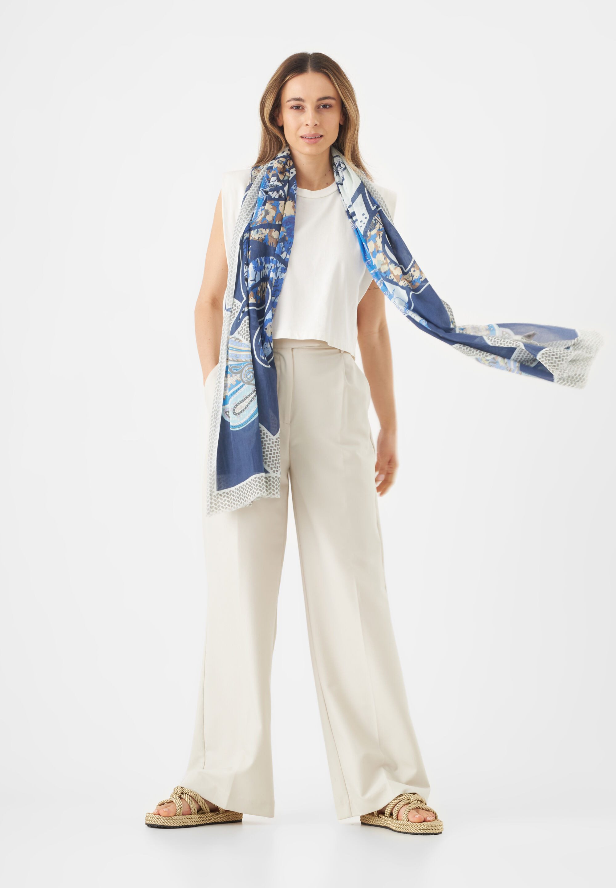 Codello Modeschal, (1-St), mit Medusa-Muster