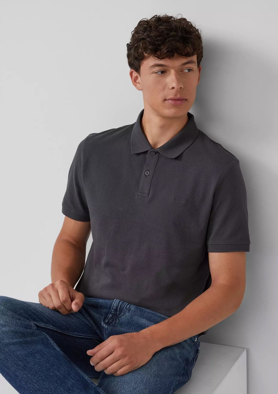 s.Oliver Poloshirt Poloshirt Kragen, Knopfleiste, Logo-Stickerei günstig online kaufen