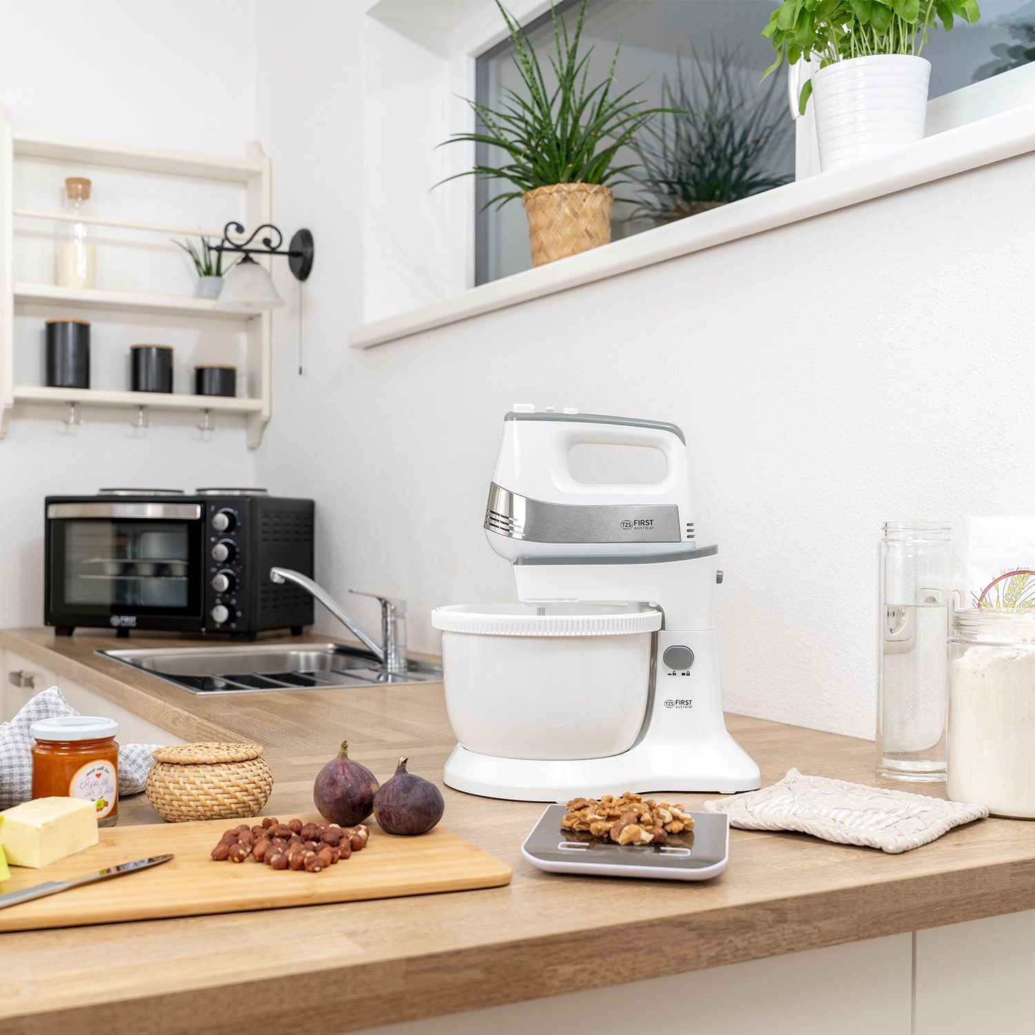 TZS FIRST AUSTRIA Handmixer mit Schüssel 3,5L, Küchen- und Knetmaschine 500W, 500 W, 1 Paar Knethaken, 2 Rührbesen, Rührschüssel