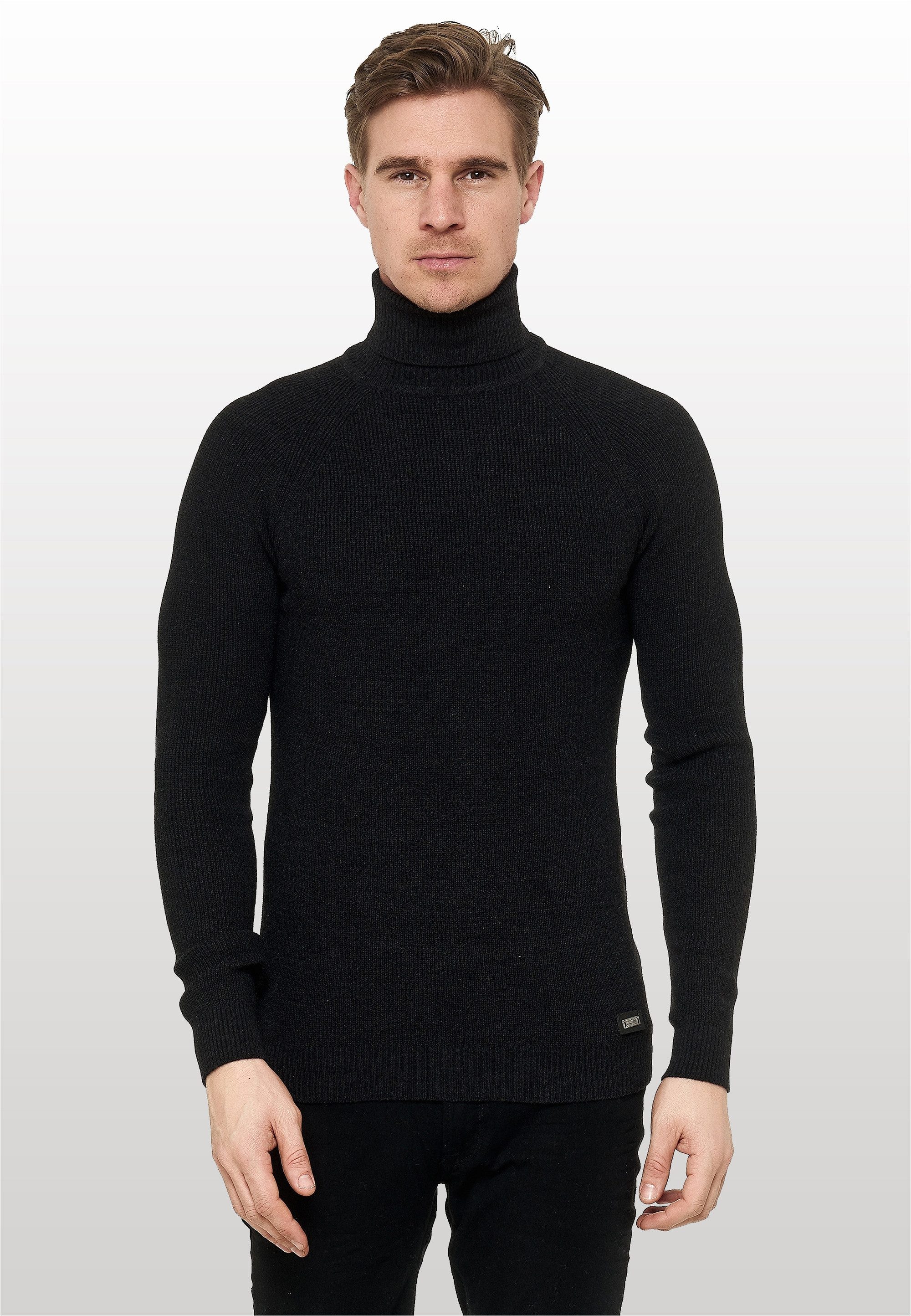 Rusty Neal Rollkragenpullover mit stilvollem Hochkragen
