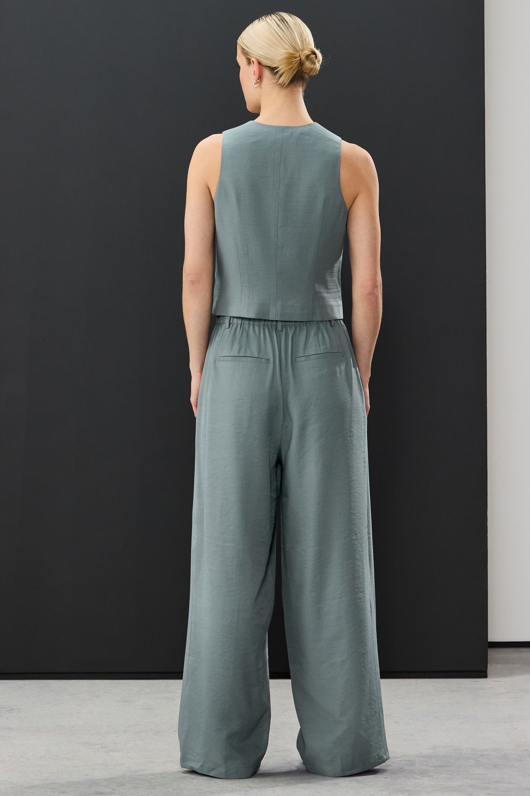 Next Dehnbund-Hose Hose mit weitem Bein und elastischem Rückenbund (1-tlg) günstig online kaufen