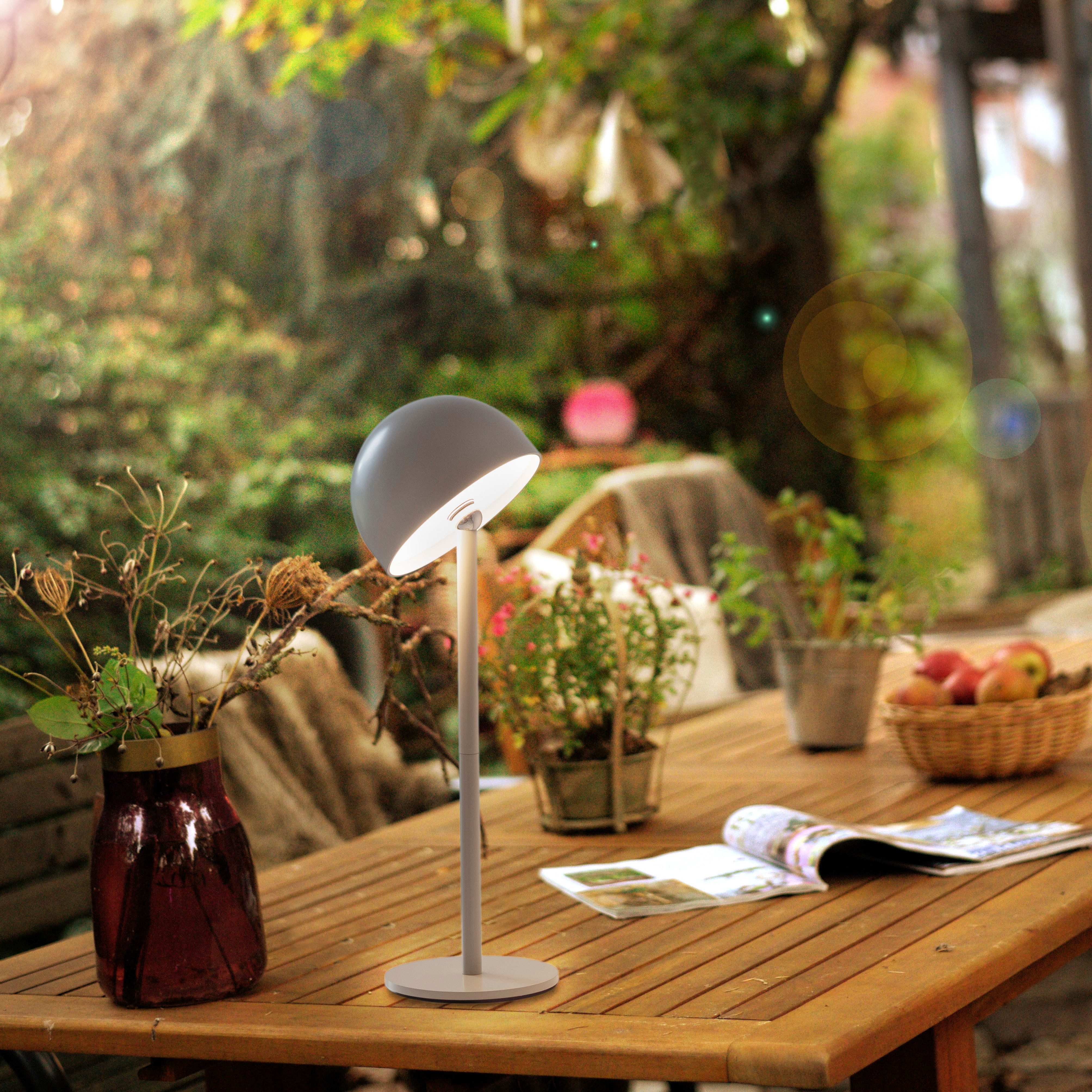OTTO home Tischleuchte Akku Tischlampe GERRIN Indoor Outdoor, magnetischer Flaschenaufsatz, Dimmfunktion, Memoryfunktion, LED fest integriert, Warmweiß, Pilzlampe Flaschenaufsatz, Regulierung der Lichtstärke, Pilz, Lampe