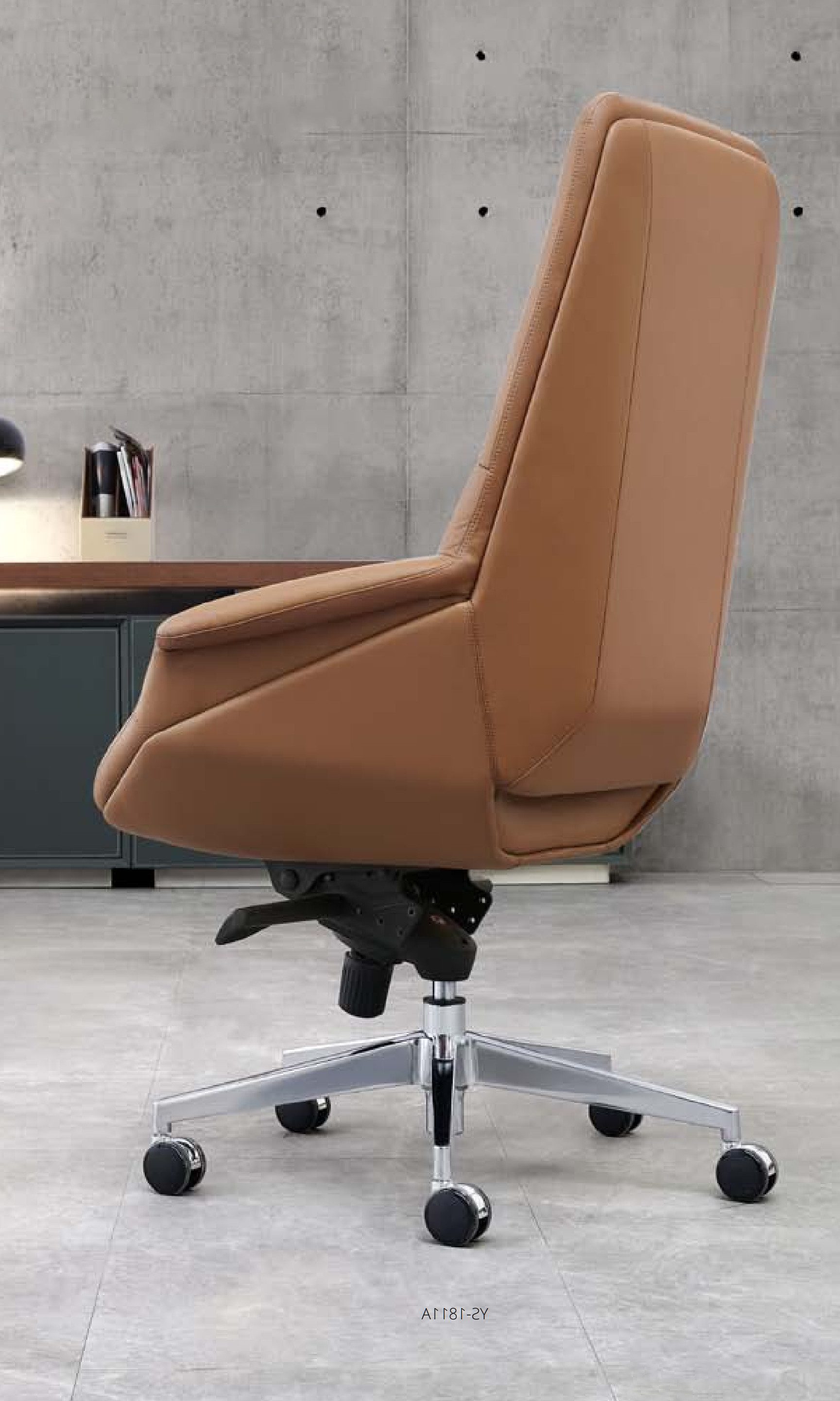 Xlmoebel Sessel Eleganter Chefsessel 1811A aus Leder in Braun mit Drehfunktion (Büro Sessel), Hergestellt in Europa