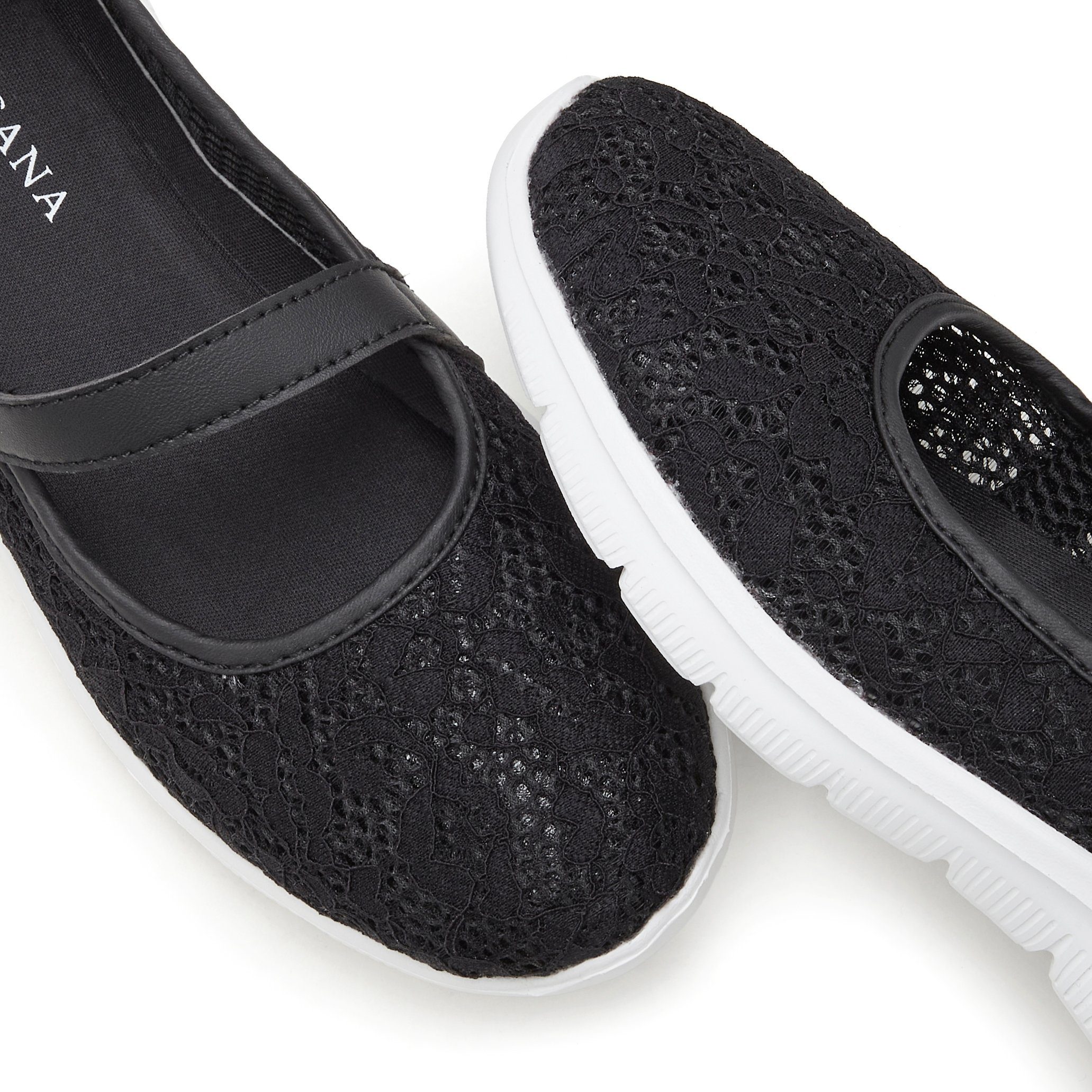 LASCANA Slip-On-Sneaker, Freizeitschuh, Slipper Halbschuh superleicht und bequem mit modischer Spitze VEGAN