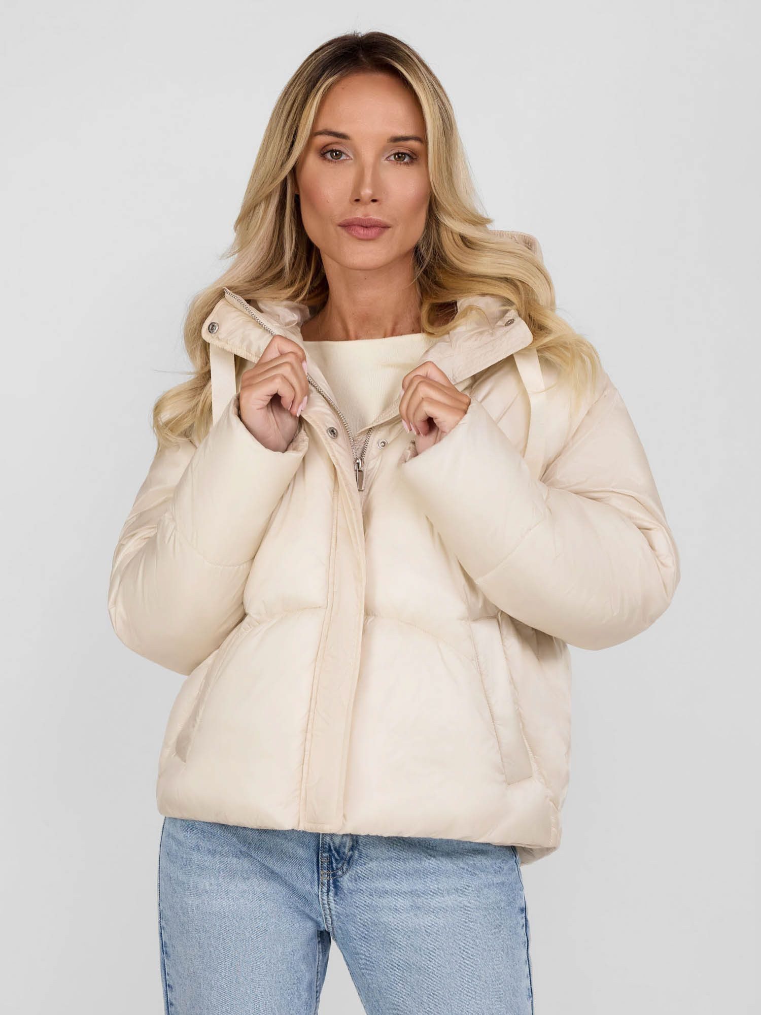 Respect Winterjacke Kurze Steppjacke mit Kapuze und Doppelverschluss (XS-XXL)