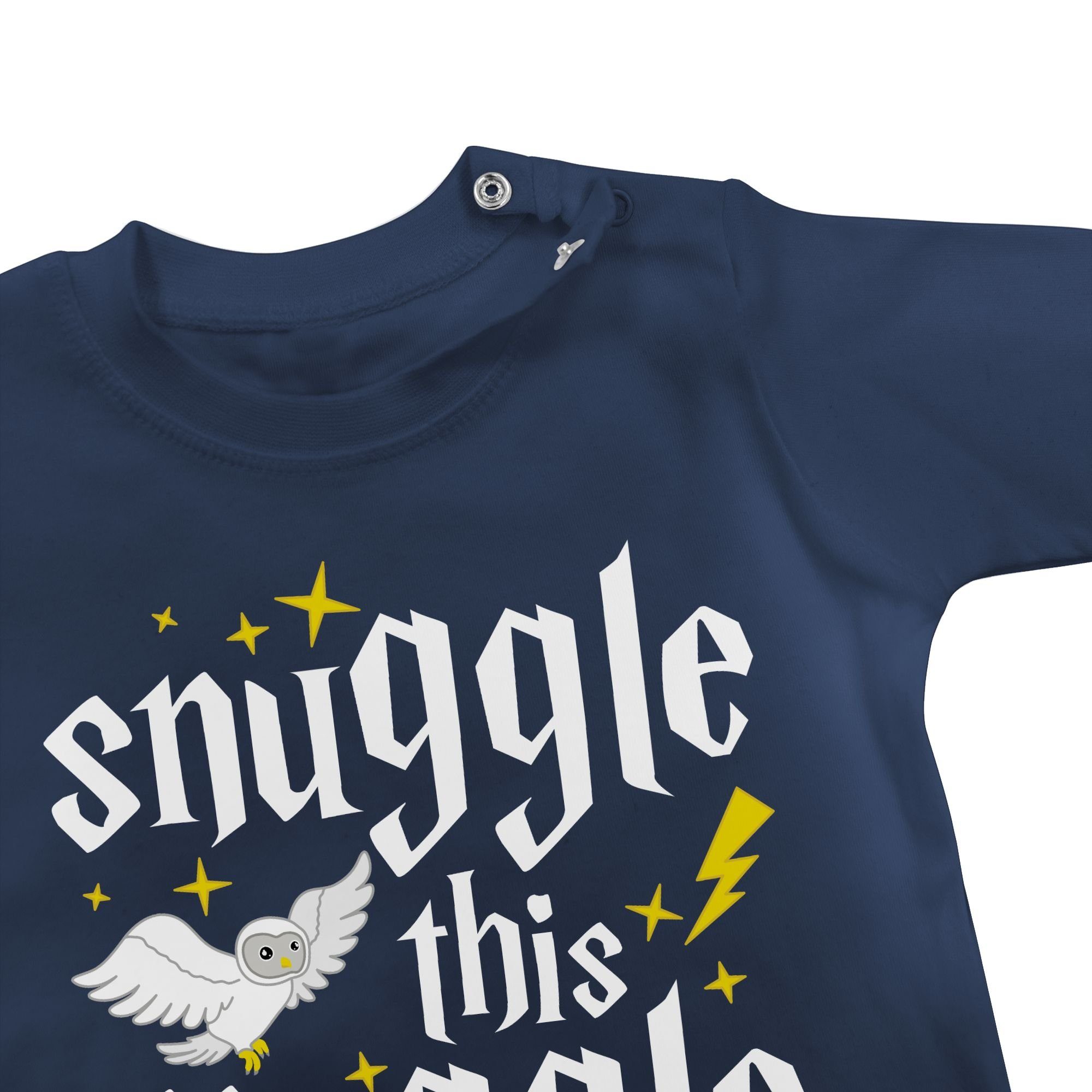 Shirtracer T-Shirt Snuggle This Muggle Baby Strampler Junge Mädchen 2 Navy & Blau Harry