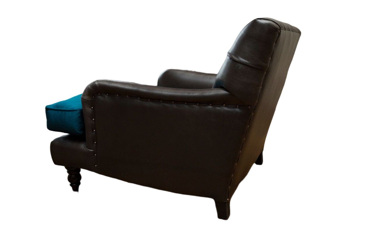 JVmoebel Chesterfield-Sessel Grau Polstersessel im Chesterfield-Stil mit Lederbezug und Holzfüßen (Packung, Sessel), Made in Europa