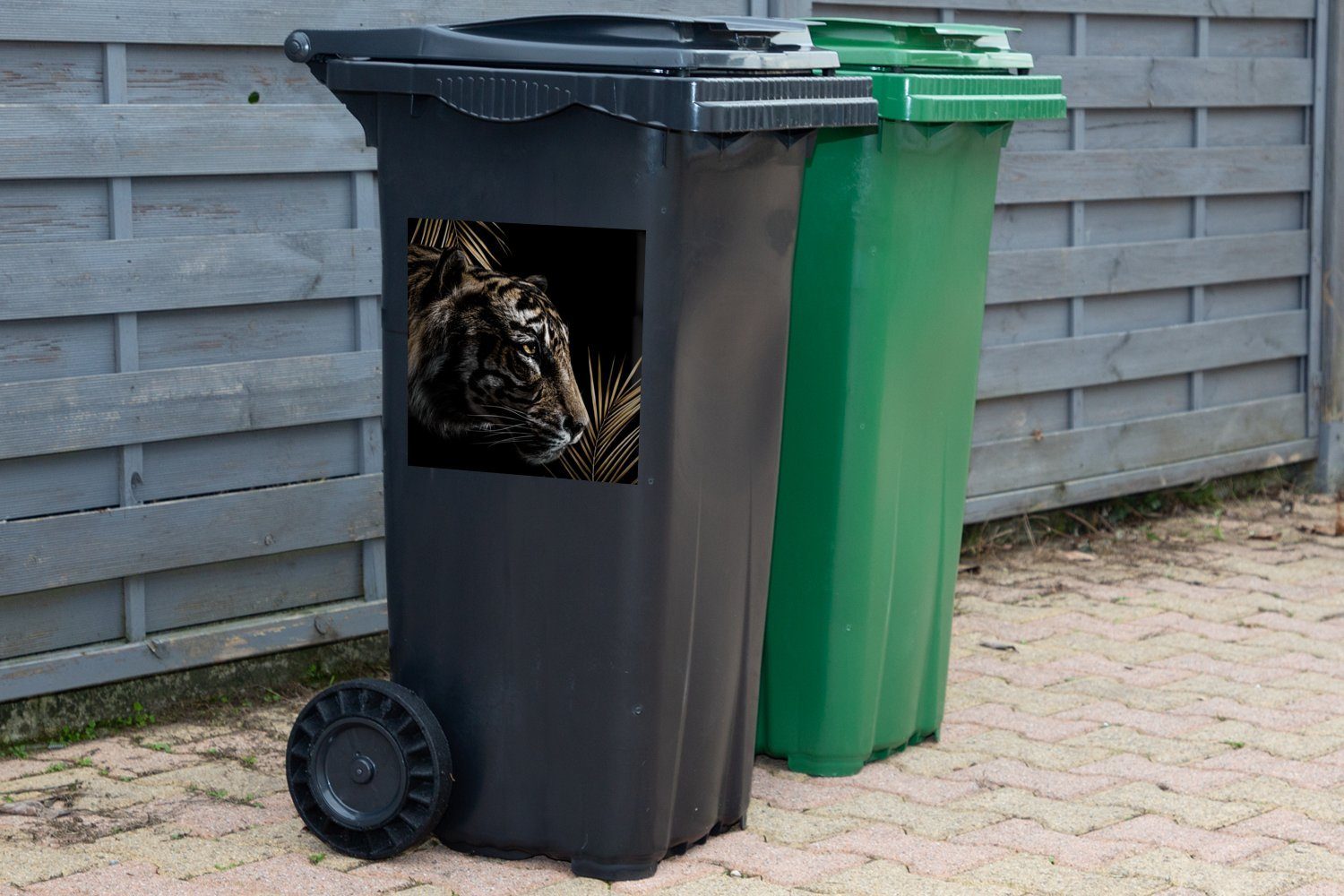 MuchoWow Wandsticker Tiger - Sticker, (1 Farn Schwarz - Abfalbehälter Container, Mülleimer-aufkleber, Mülltonne, St)