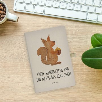 Mr. & Mrs. Panda Notizbuch Eichhörnchen Weihnachten - Transparent - Geschenk, Wintermotiv, Kladd Mr. & Mrs. Panda, Personalisierbar