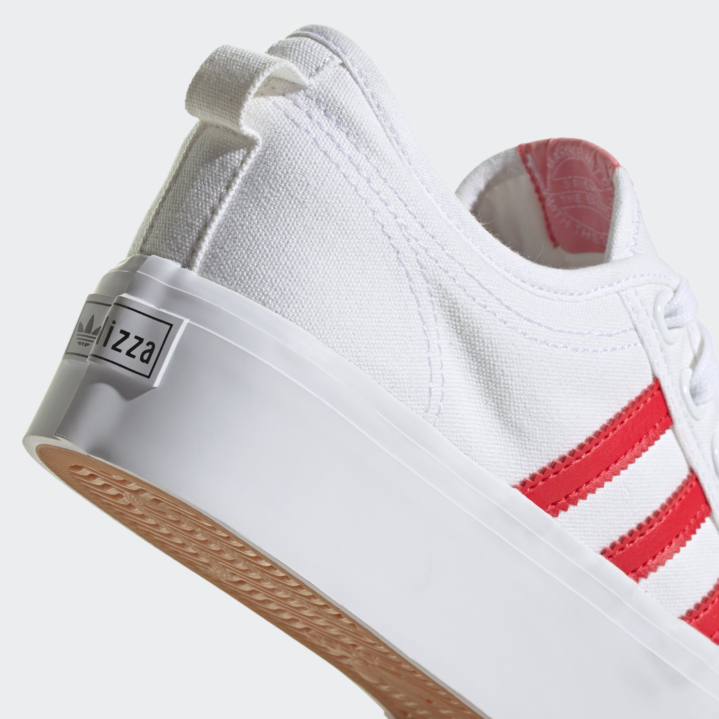 Sneaker Black Cloud / adidas NIZZA / Core Better White Originals Scarlet PLATFORM