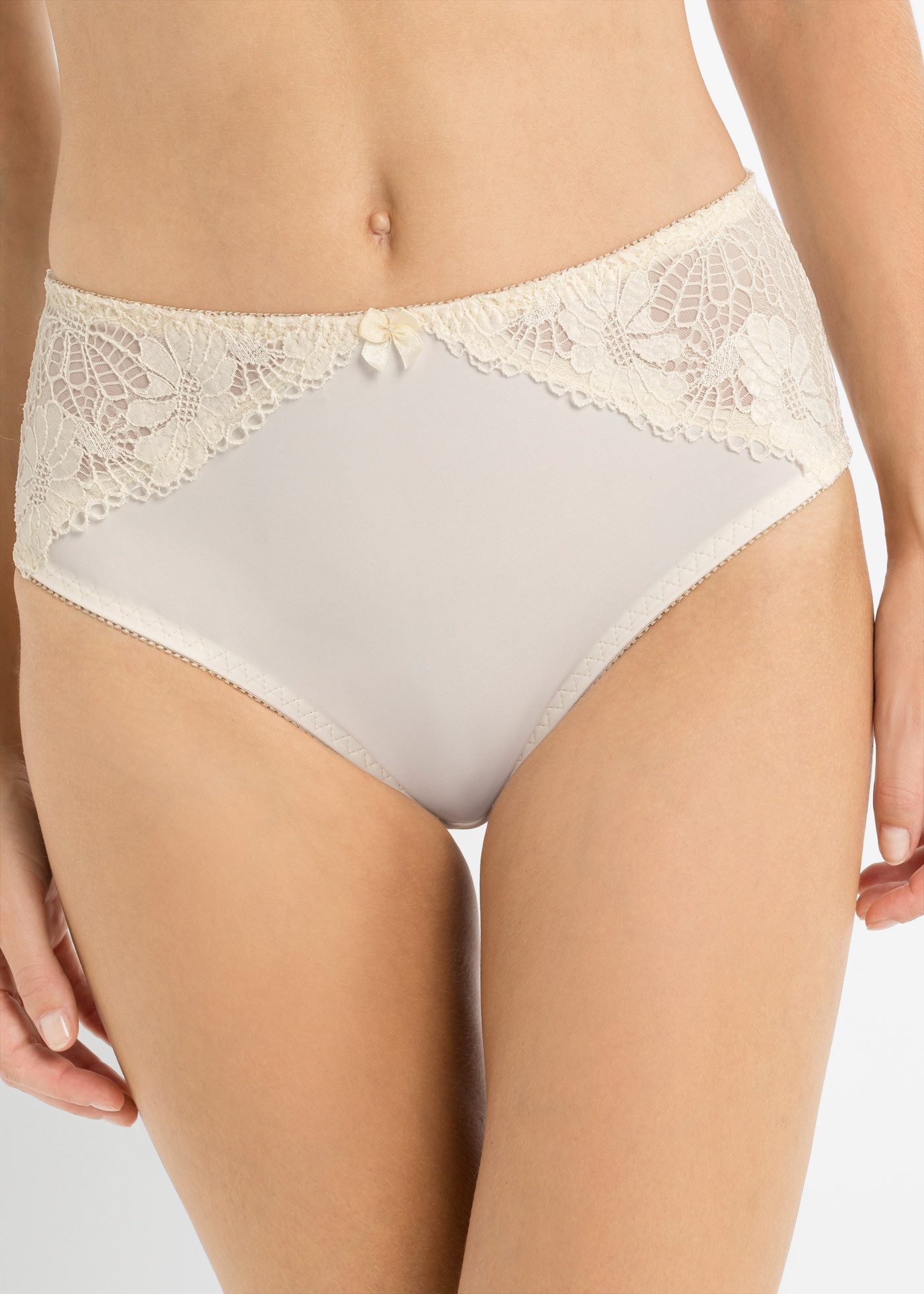 bonprix Maxislip (Packung, 2-St) über die Hüfte geführt, mit floraler Spitze auf der Vorderseite