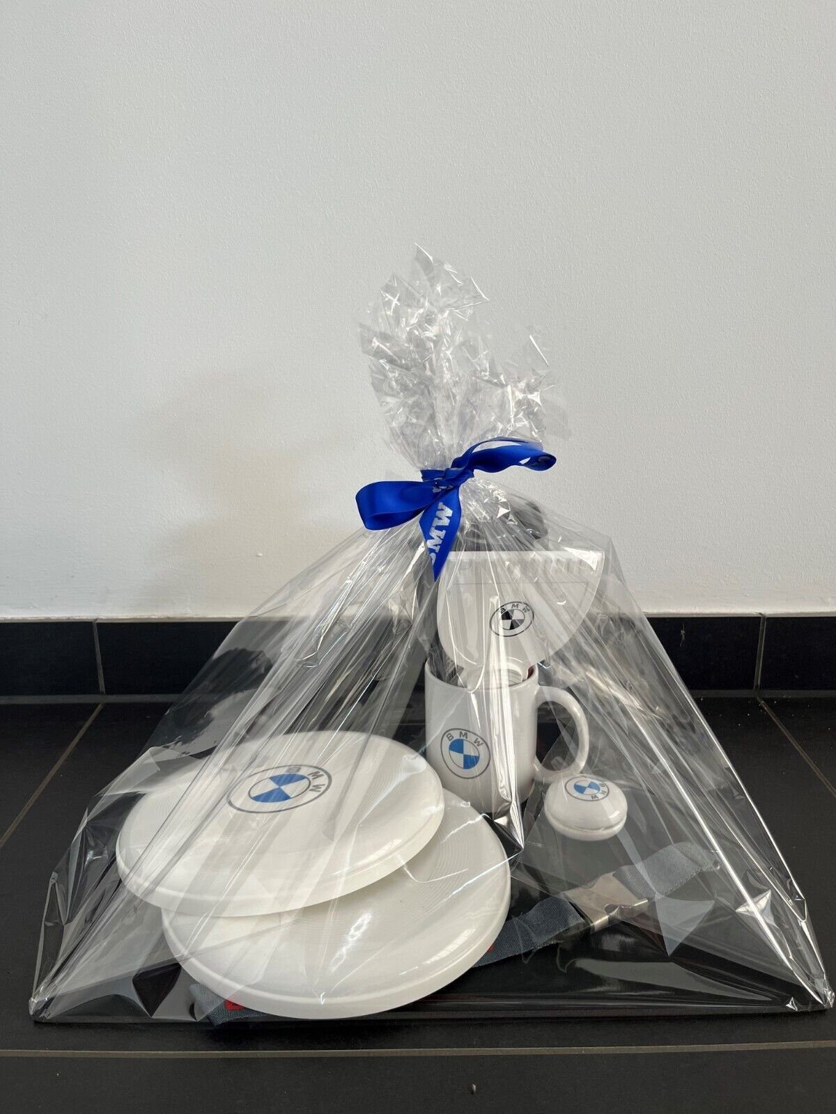 Baseball BMW Merchandise aus Zubehör Geschenkbox BMW Geschenkidee Tasse Fans & (1-St) für Cap