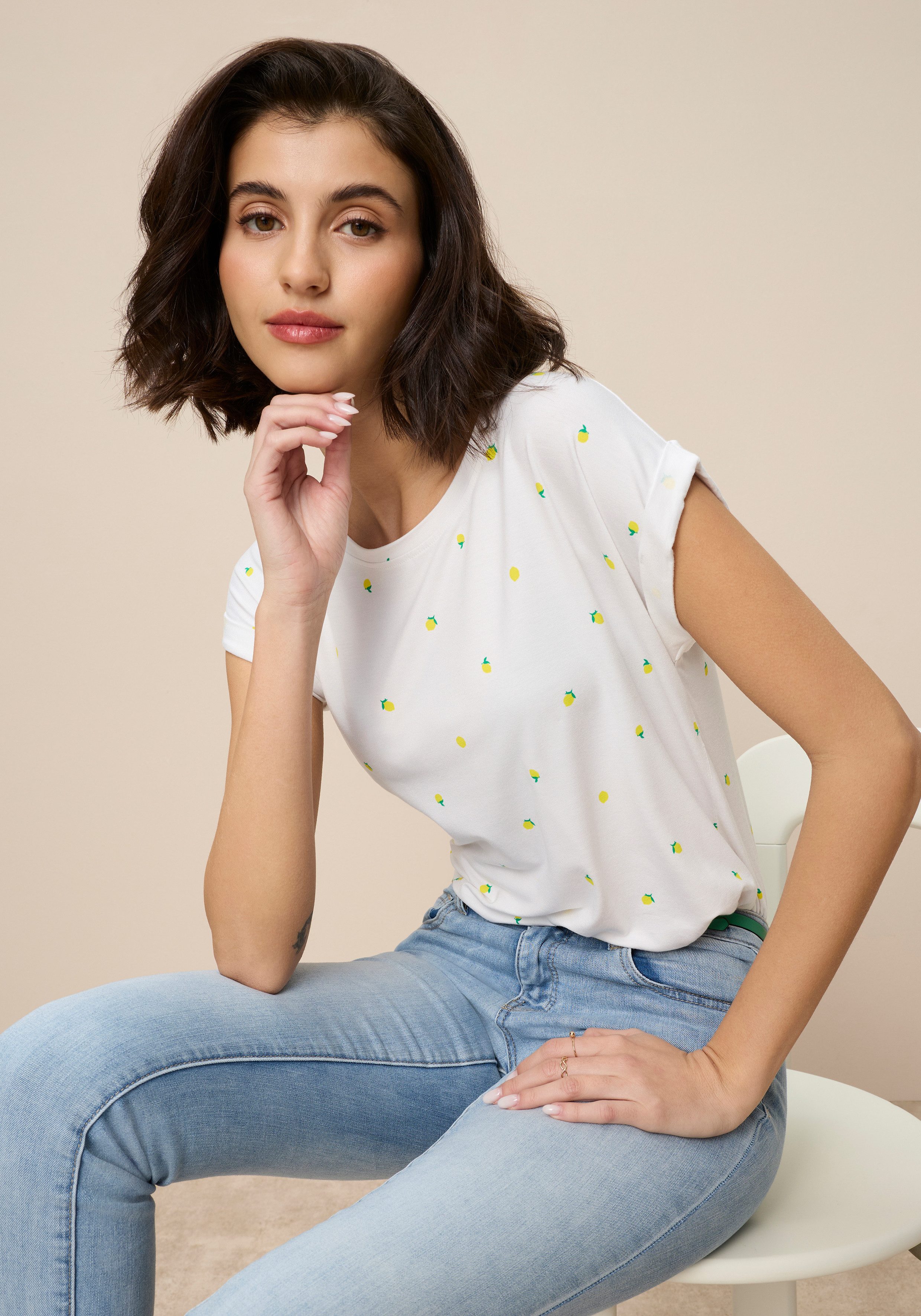 Tamaris T-Shirt mit femininen Allover-Print und lässiger Passform