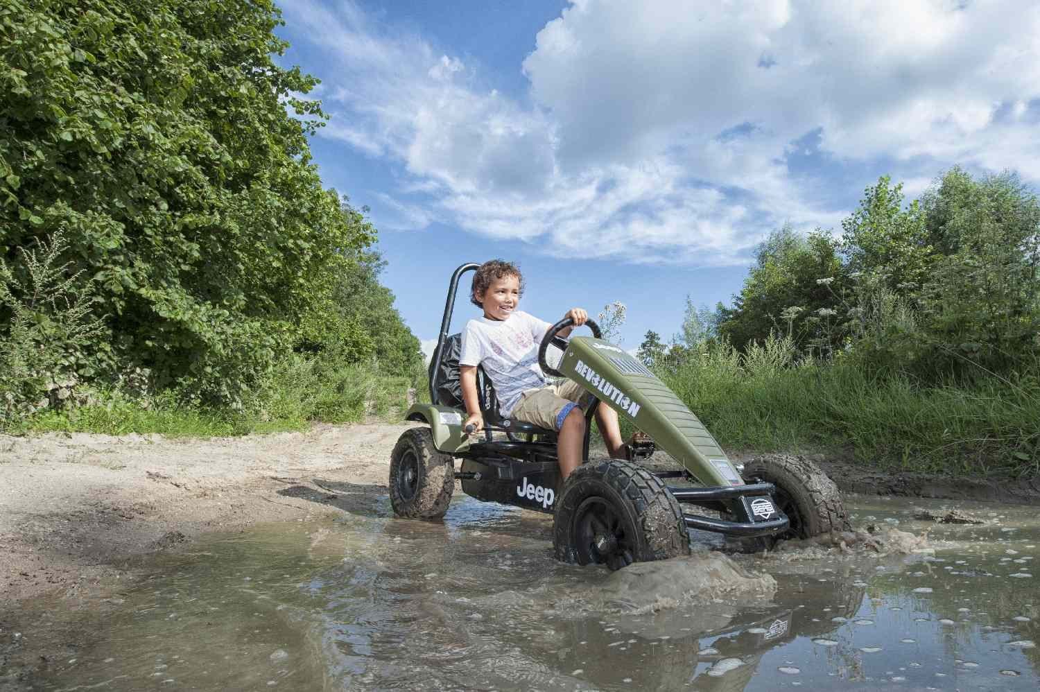Berg Go-Kart BERG Gokart XL Jeep Revolution BFR-3 mit Gangschaltung olivegrün, mit Gangschaltung & Soziussitz