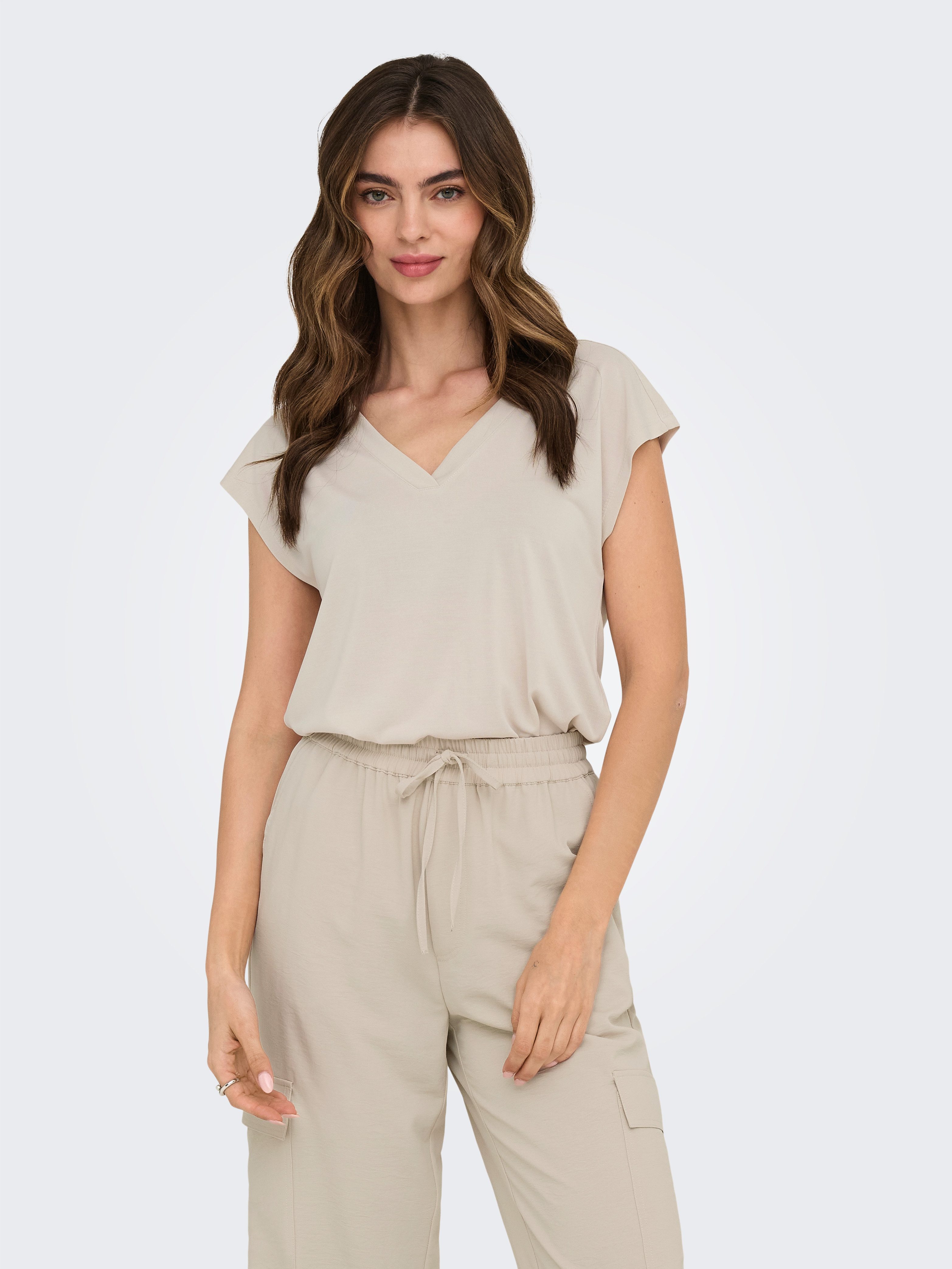 ONLY V-Shirt ONLFREE S/S MOD.V-NECK TOP JRS NOOS günstig online kaufen