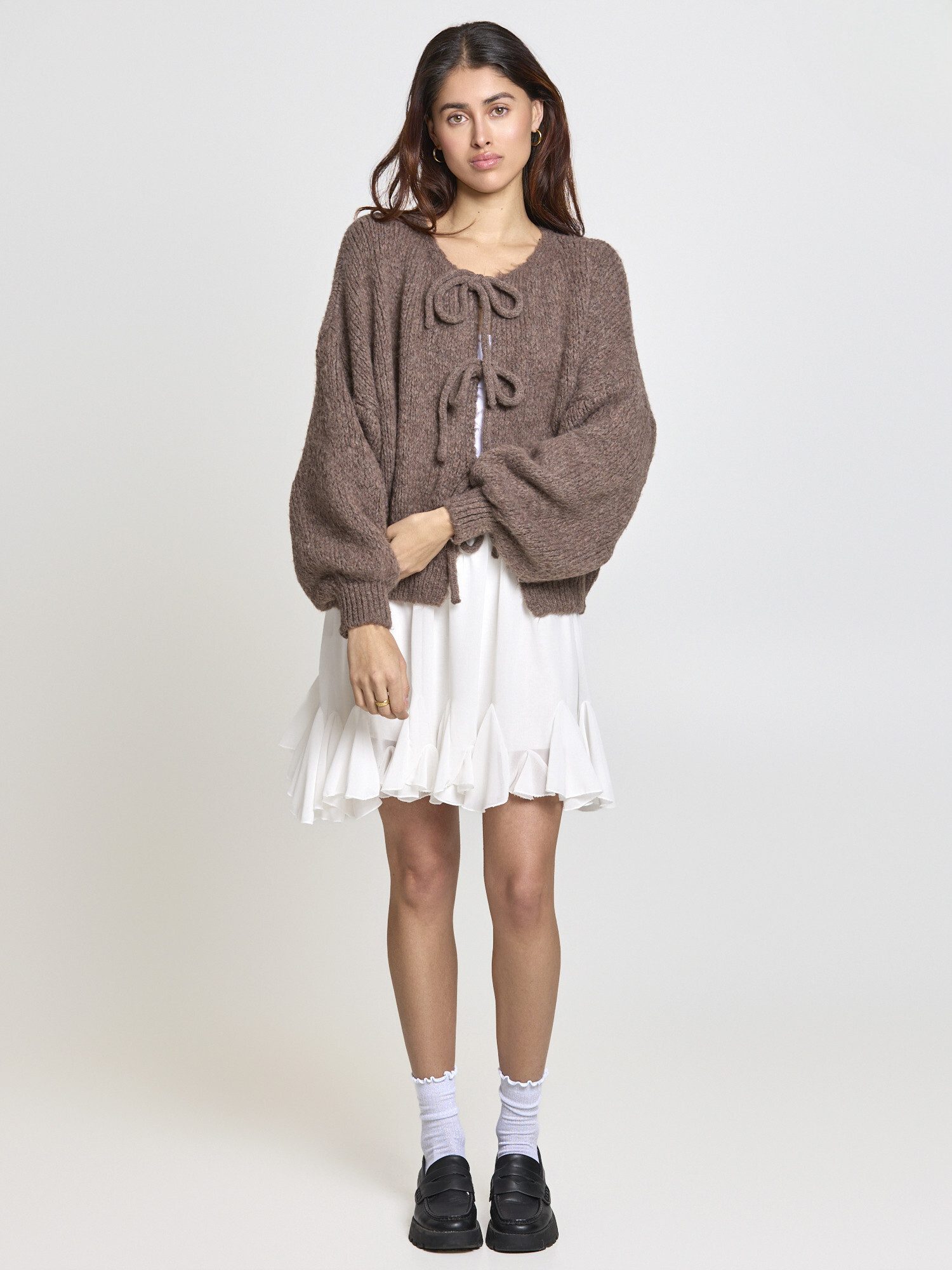 Lilavie Cardigan Miaa One Size kuscheliger Grobstrick mit Bindebändern