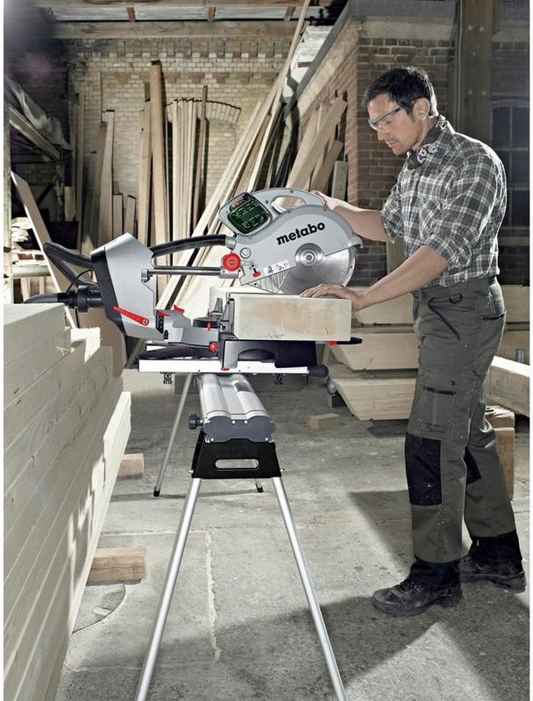 metabo Kapp- und Gehrungssäge KGS 315 Plus, Kappsäge mit Zugfunktion im Karton