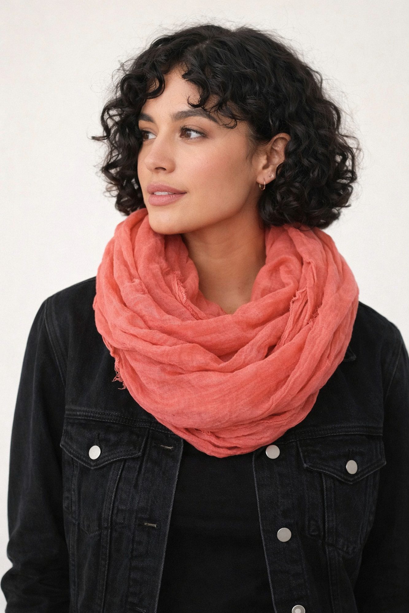 Ella Jonte Loop, unifarben – Weicher Baumwoll-Viskose-Mix in 3 Trendfarben