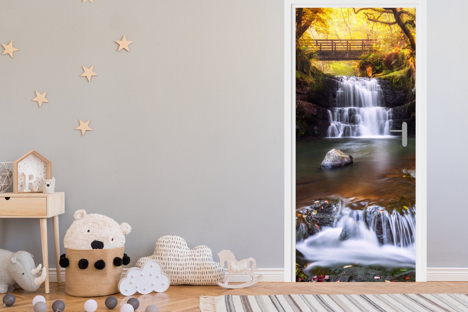 St), Türaufkleber, für Fototapete ein Park, im (1 cm und Wald Türtapete MuchoWow Farbenfroher bedruckt, Beacons Wasserfall National Matt, Brecon Tür, 75x205