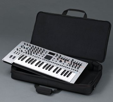 Roland Synthesizer Gaia 2 (virtuell analoger Synthesizer), mit Tasche und 2x MIDI-Kabel