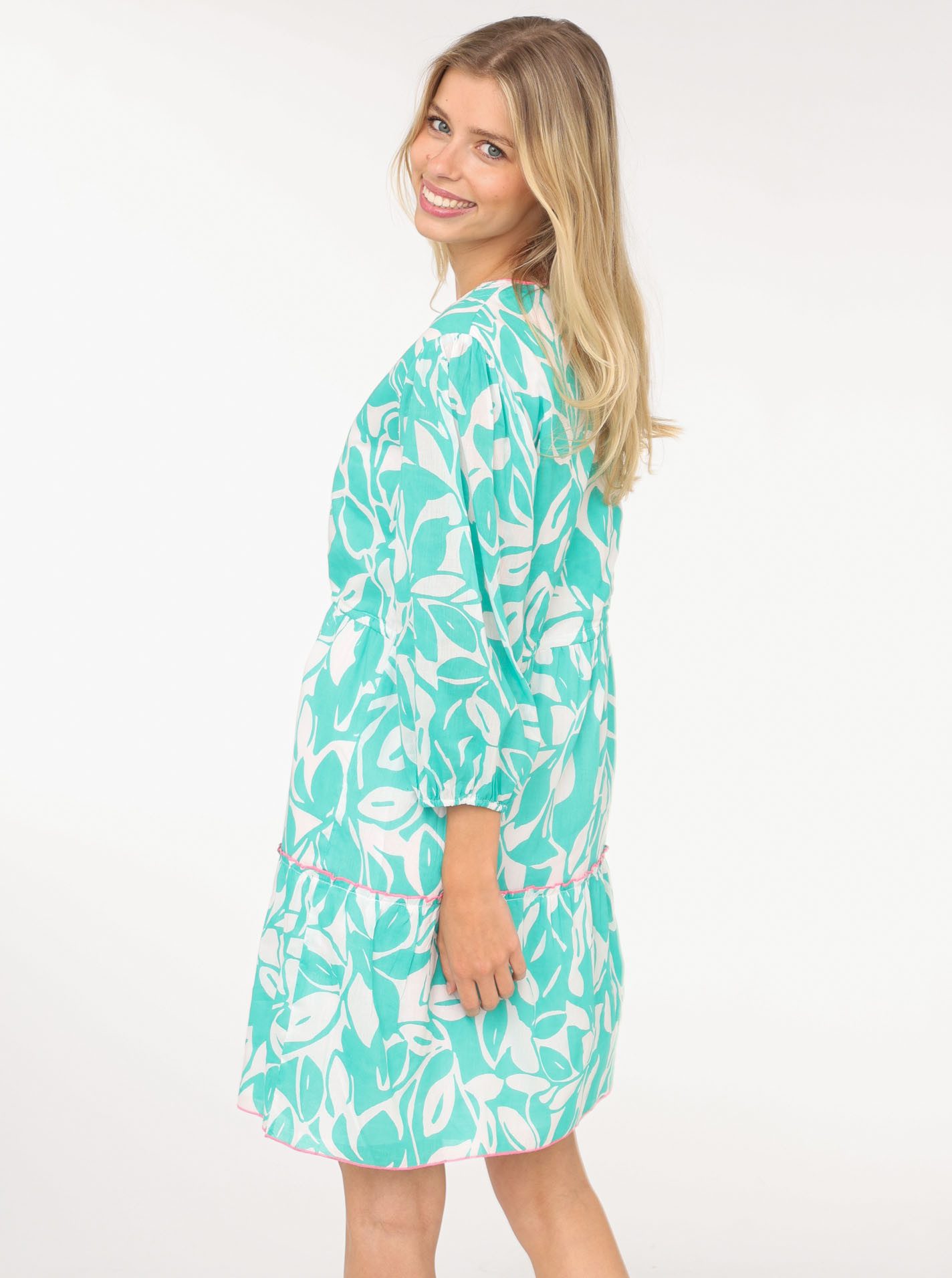 Zwillingsherz Sommerkleid "Blätter Zweifarbig" mit Tasseln und kontrastfarbigen Details