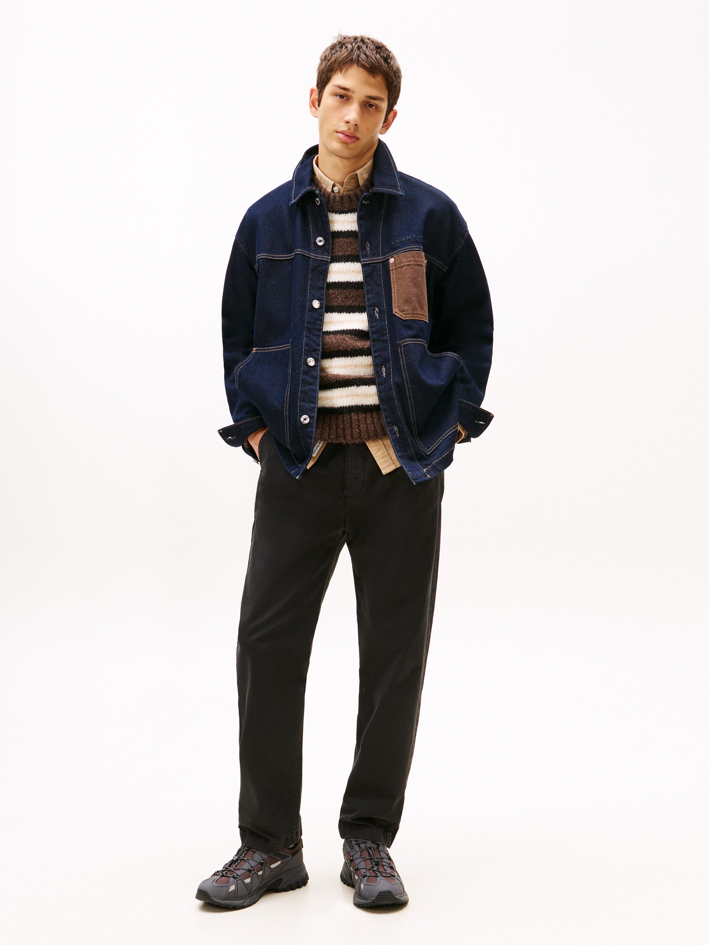 Tommy Jeans Chinohose SONNY Twill aus Stretch-Baumwolle, Tapered Fit