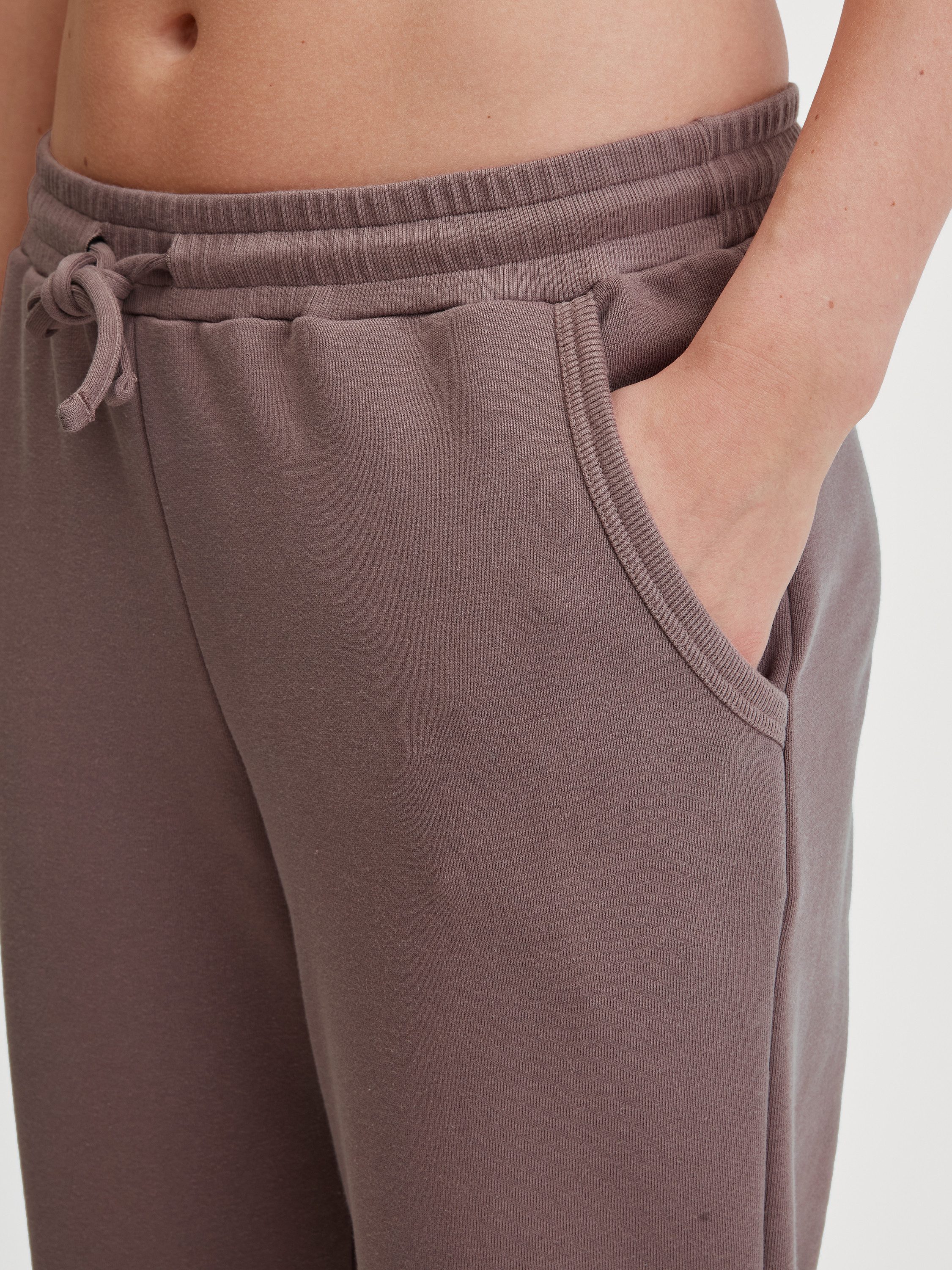 CALIDA Pyjamahose Lounge Element Damen (1-tlg) mit Seitentaschen, atmungsaktiv, langlebig, zeitlos