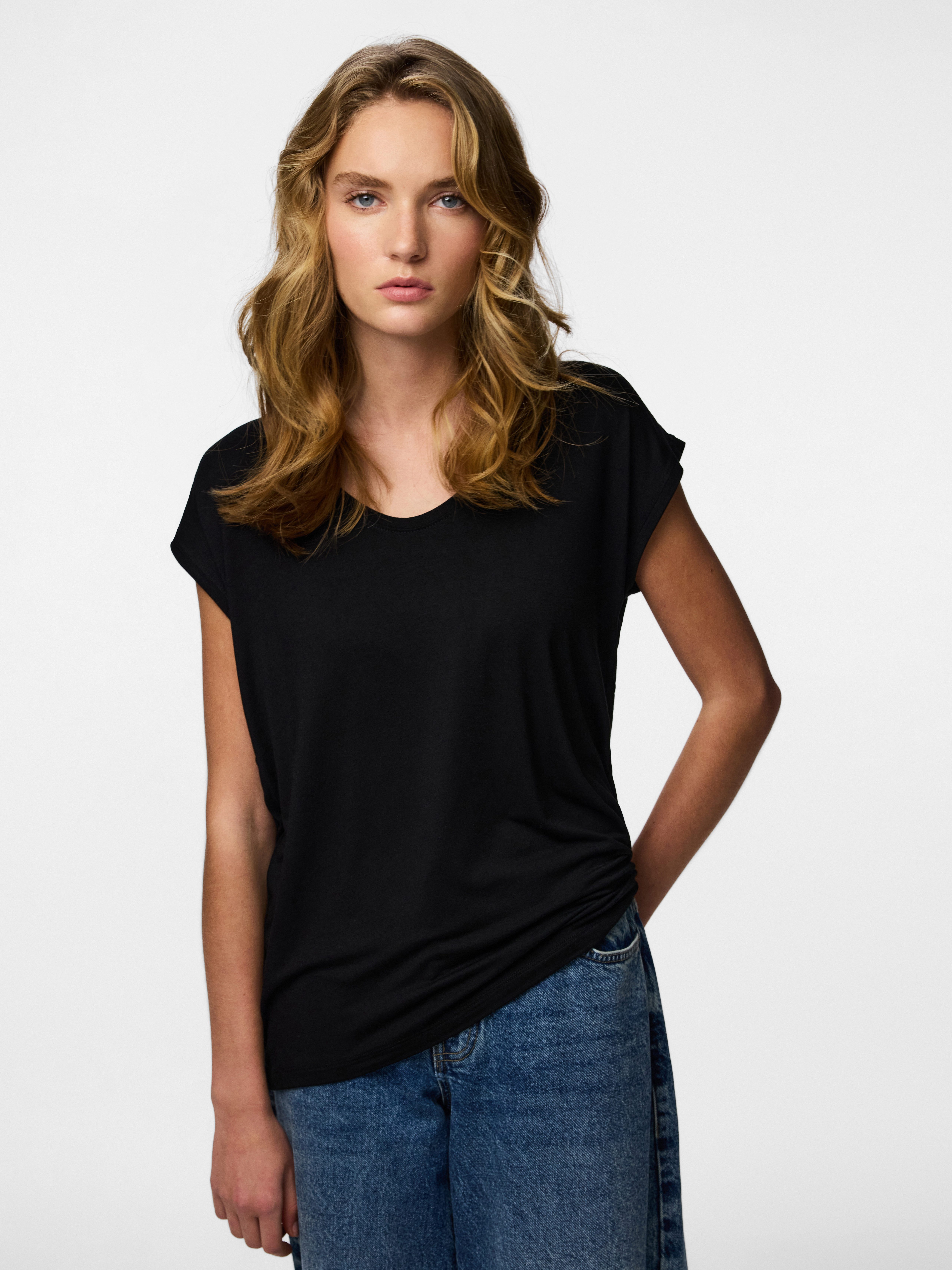 pieces Rundhalsshirt PCBILLO TEE SOLID NOOS BC
