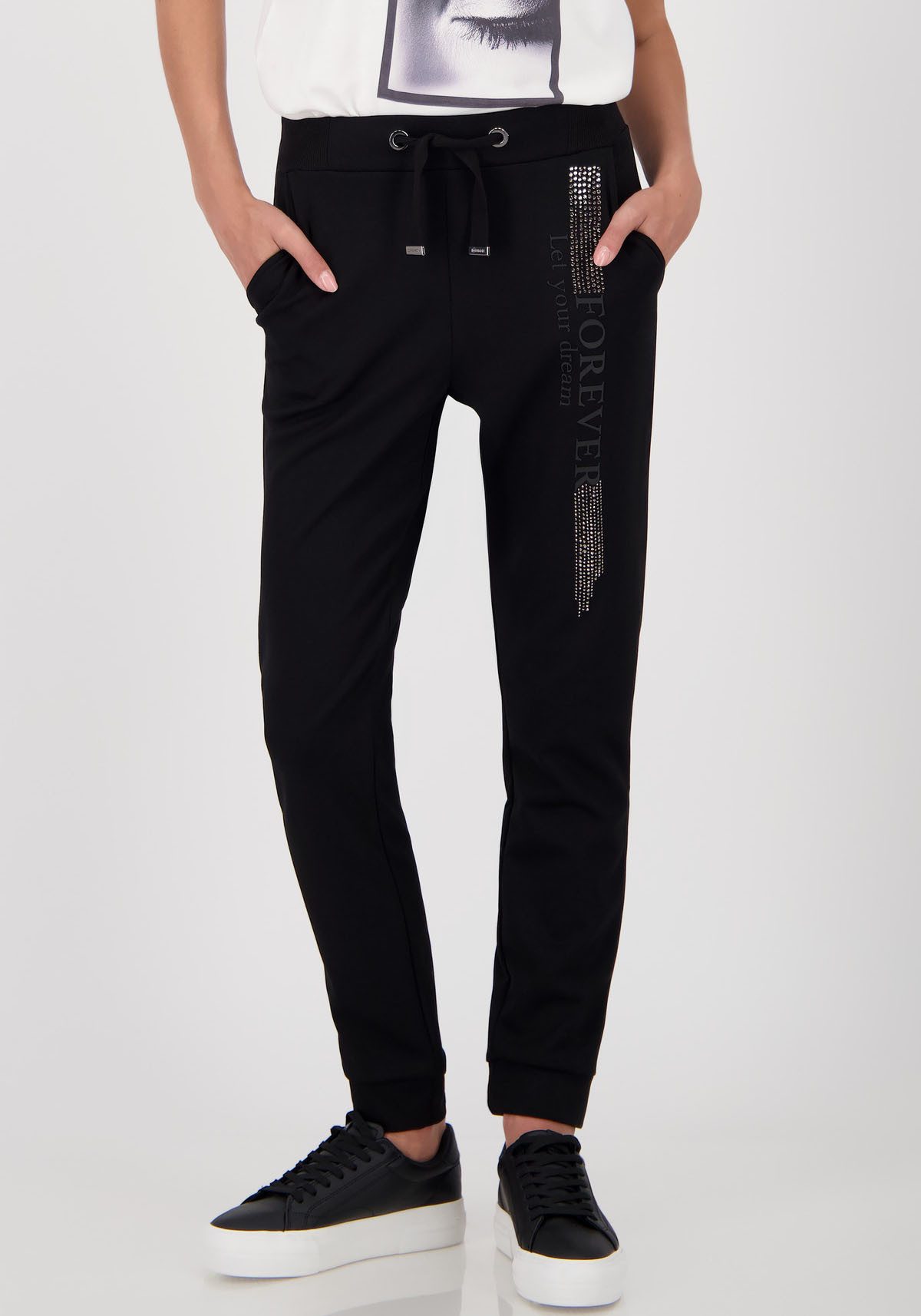 Monari Jogger Pants mit Glitzersteinchen günstig online kaufen