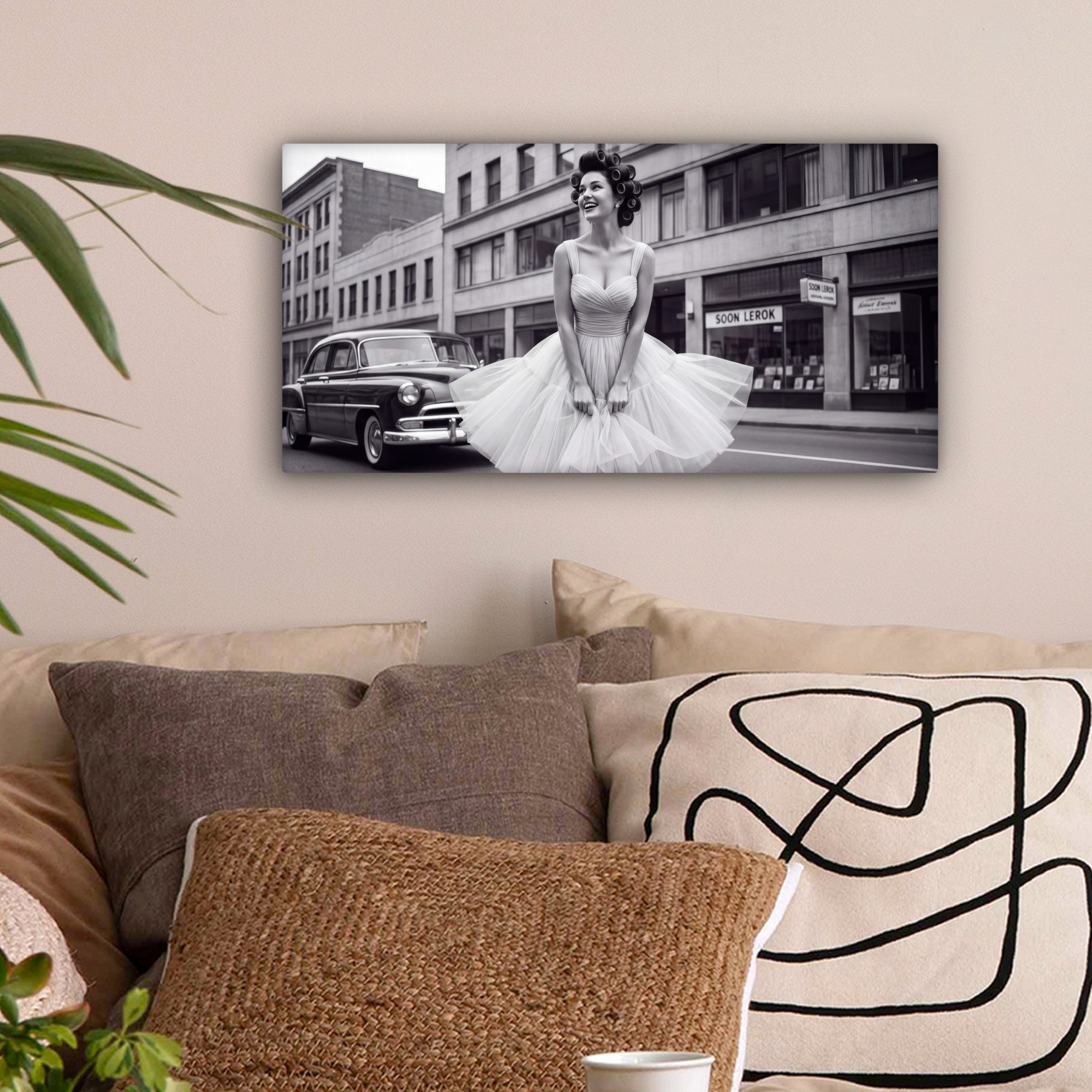 OneMillionCanvasses® Leinwandbild Panorama Retro - Frau - Schwarz - Weiß, Fotodruck (1 St), Wandbild, Deko Schlafzimmer Wohnzimmer Flur 40x20 cm