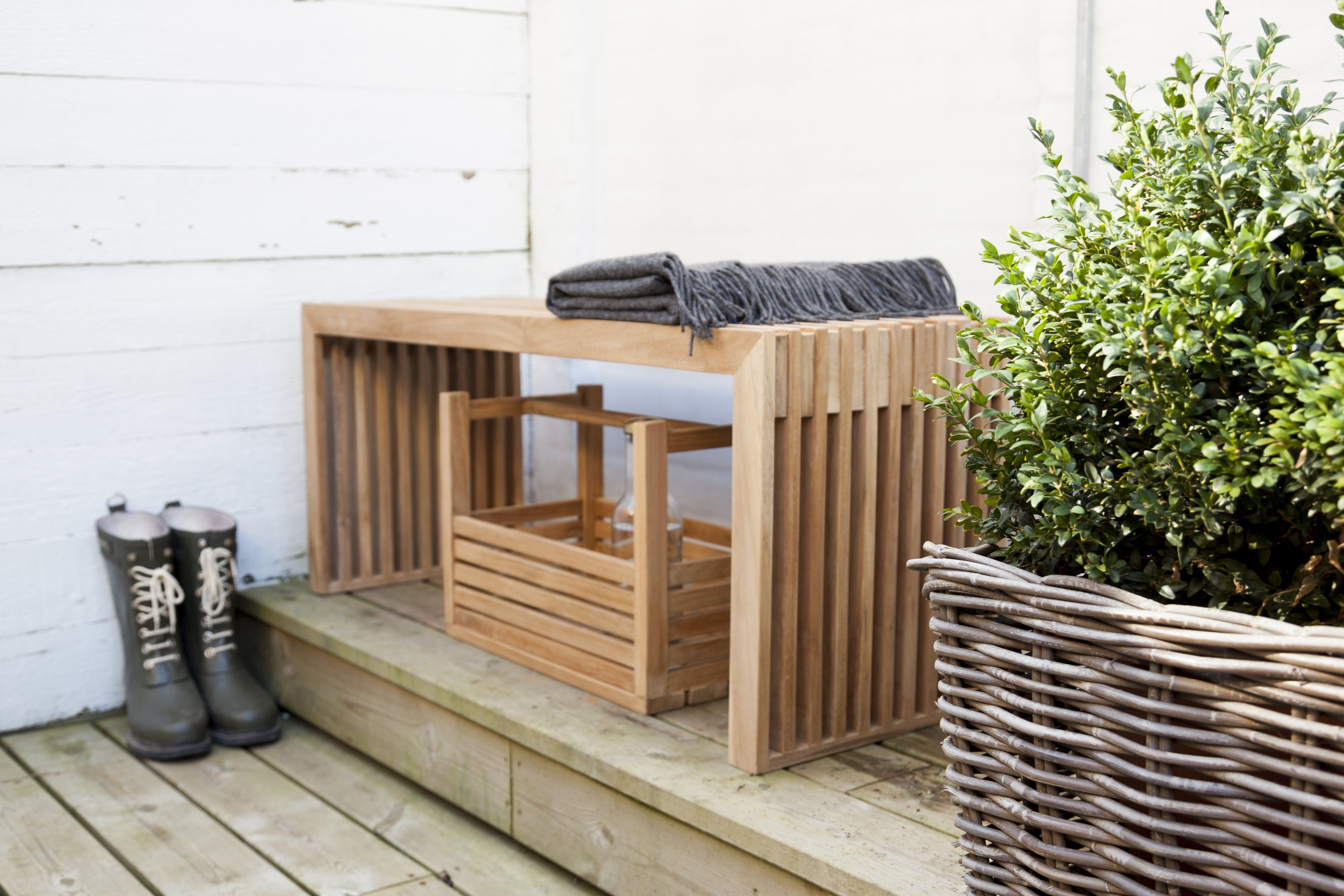 Cinas Sitzbank Rib, Runde Silhouette, stabile Basis, vielseitig kombinierbar