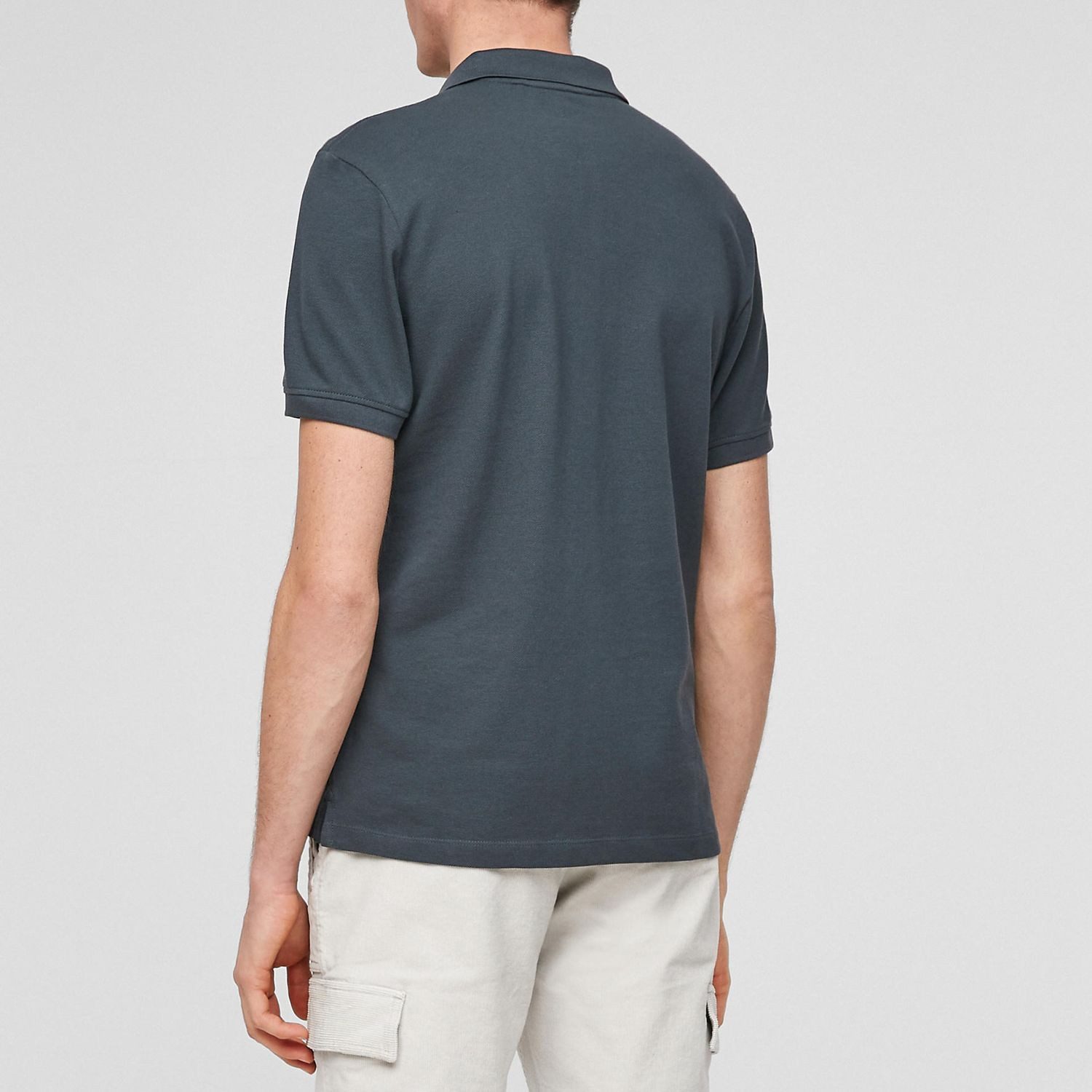 s.Oliver Poloshirt Basic (1-tlg) Piqué, Kragen, Knöpfe, Logo-Stickerei