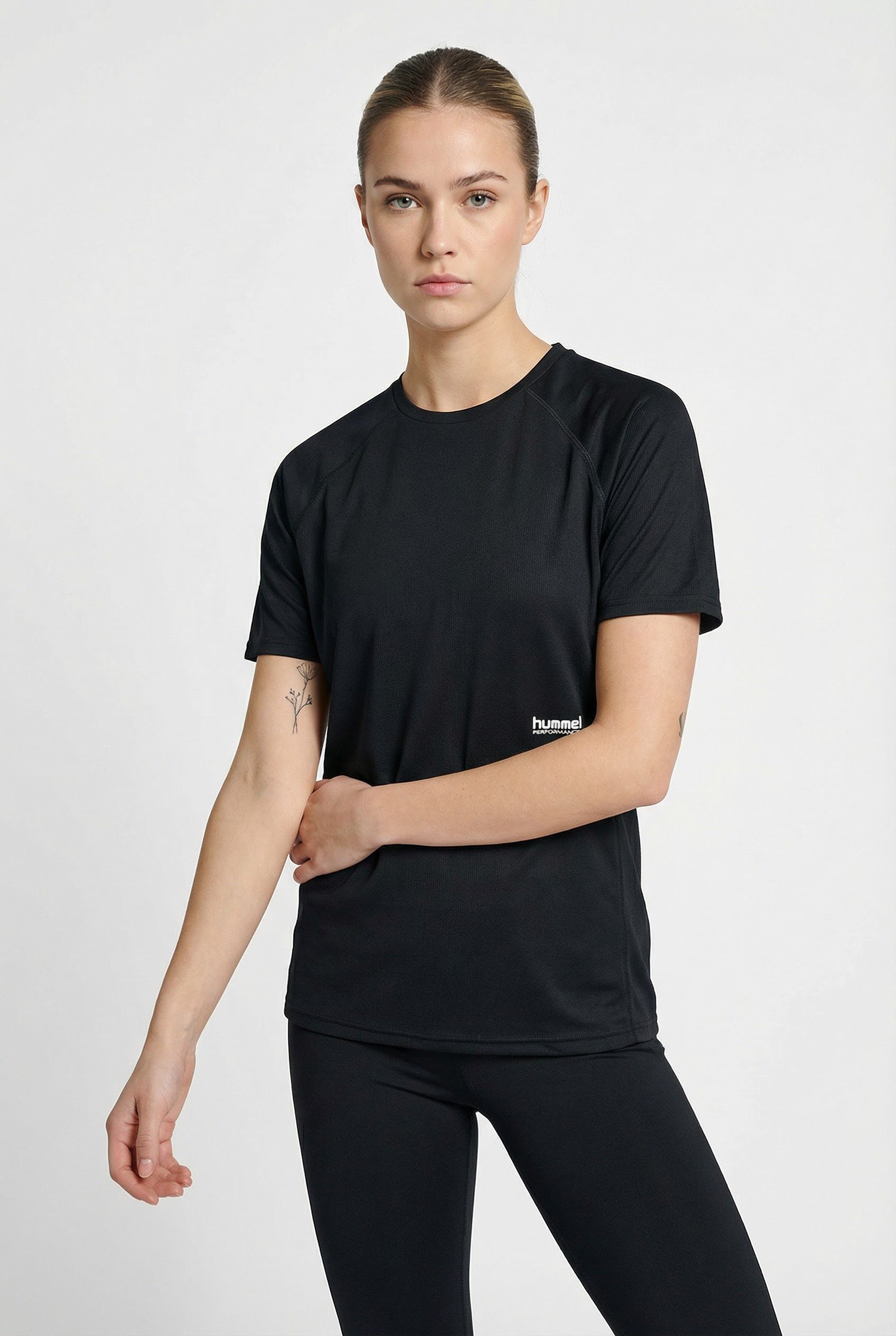 hummel Trainingsshirt HMLPULSE WORKOUT T-SHIRT S/S für Fitness und sportliche Aktivitäten, atmungsaktiv