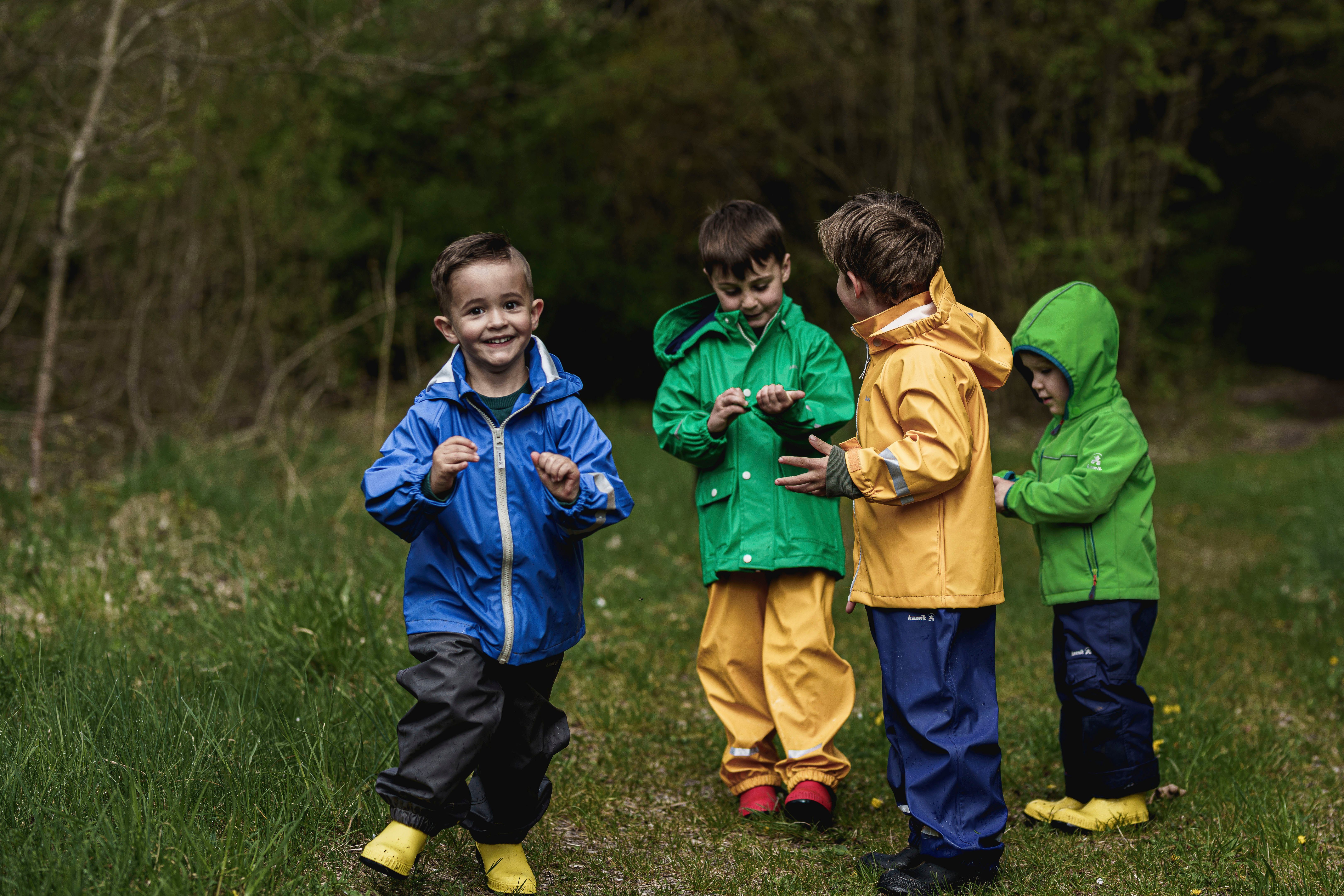 Kamik Regen- und BAY BAY SPOT gelb Kinder Matschjacke für 