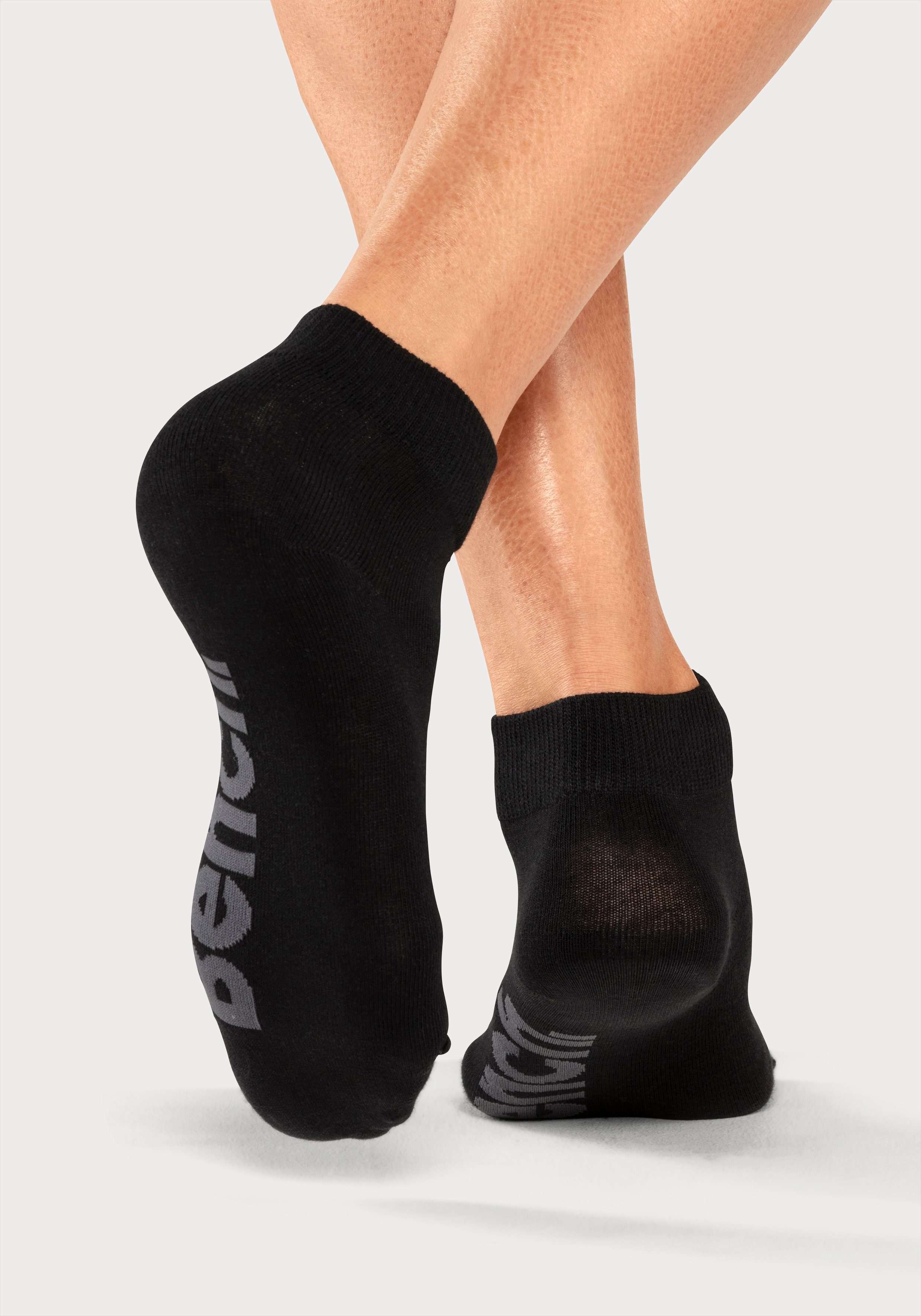 Bench. Kurzsocken Herren Kurzsocken, Halbhohe Basic Socken (Federtasche, 7-Paar, mit Geschenkbox) in ansprechendem Mäppchen mit Reißverschluss