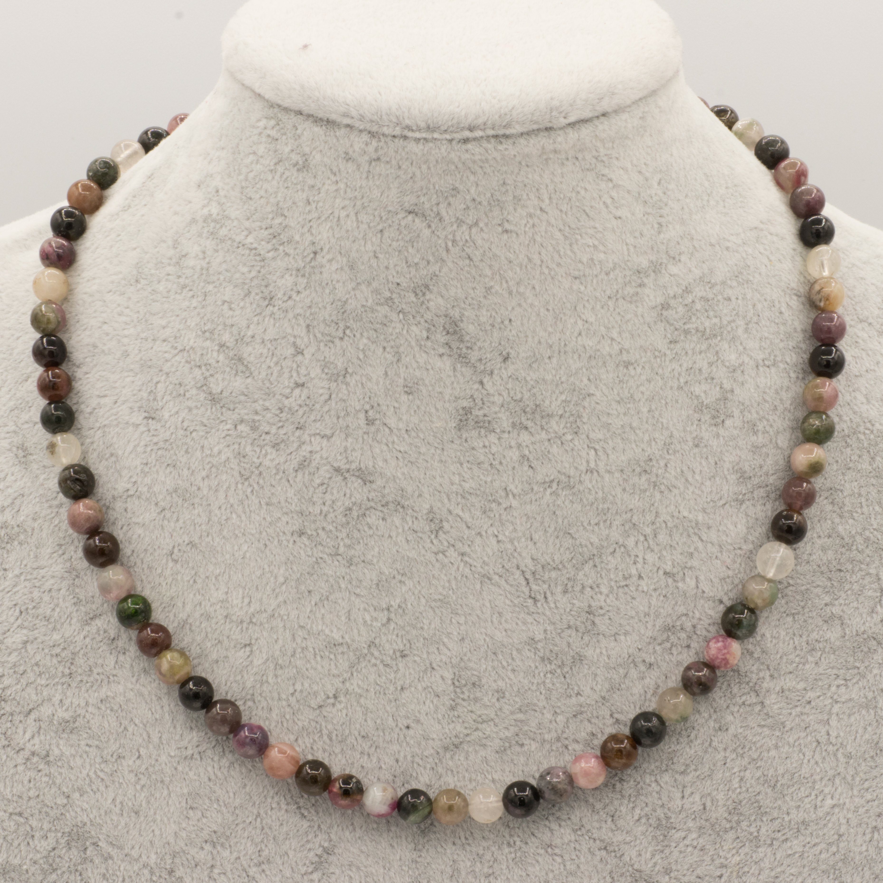 Bella Carina Perlenkette Kette mit Turmalin Edelstein Perlen 6 mm 42 - 47 cm, mit echten Turmalin – Bild 2 von 2