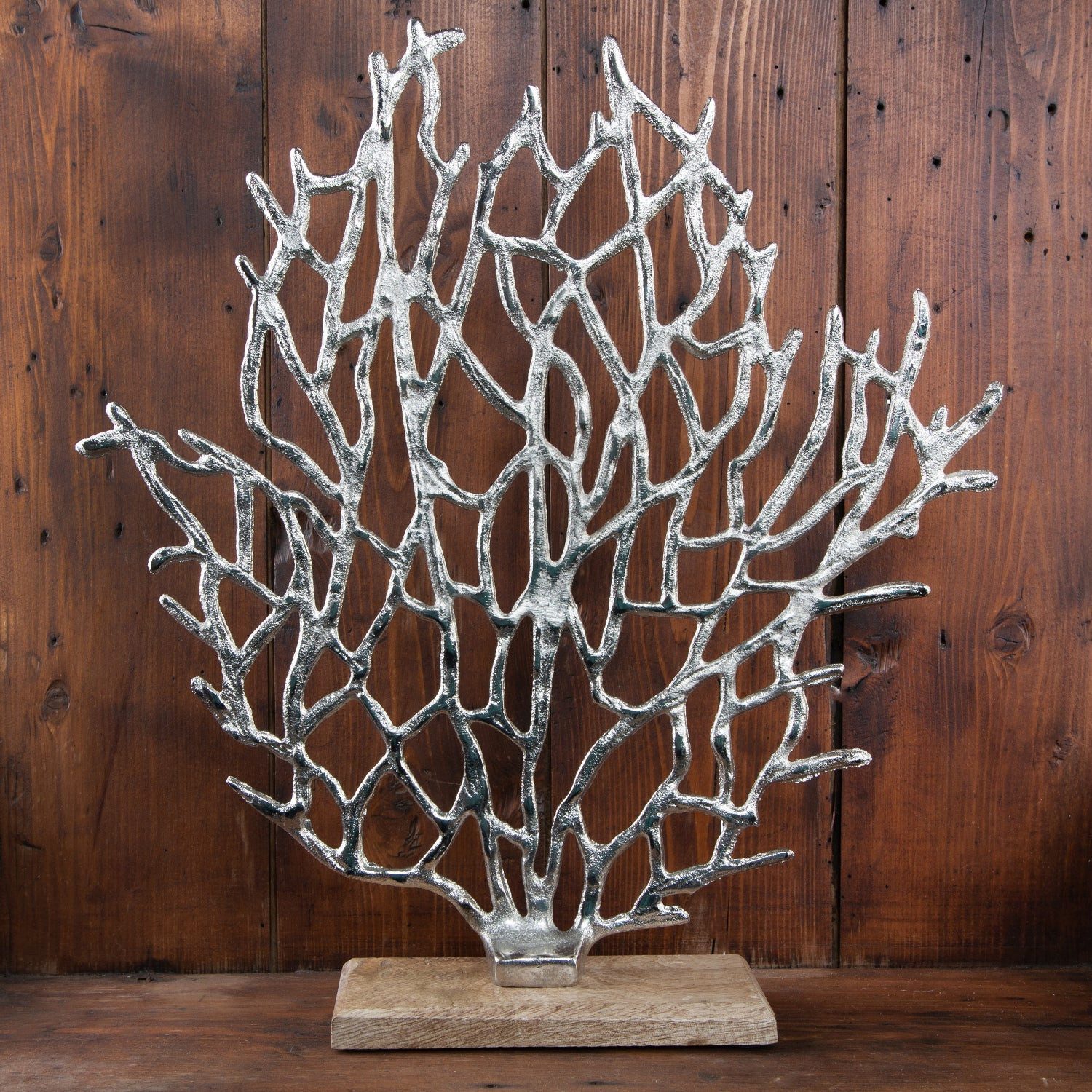 Logbuch-Verlag Dekofigur Maritime Dekofigur Seegras Koralle aus Metall auf Holzsockel - 41 cm