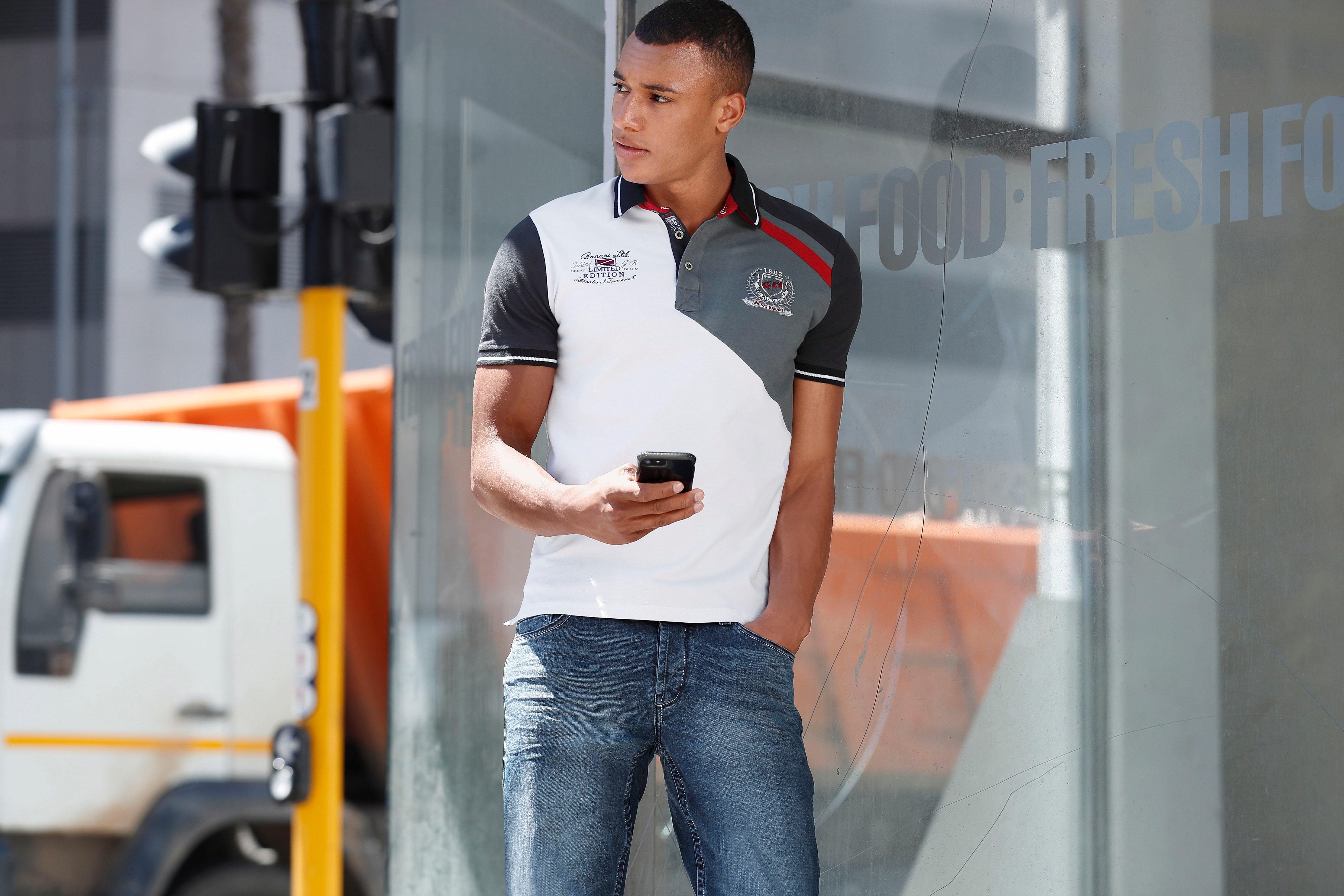 Bruno Banani Poloshirt Kurzarm, körpernahe Passform, unifarben, mit Polokragen