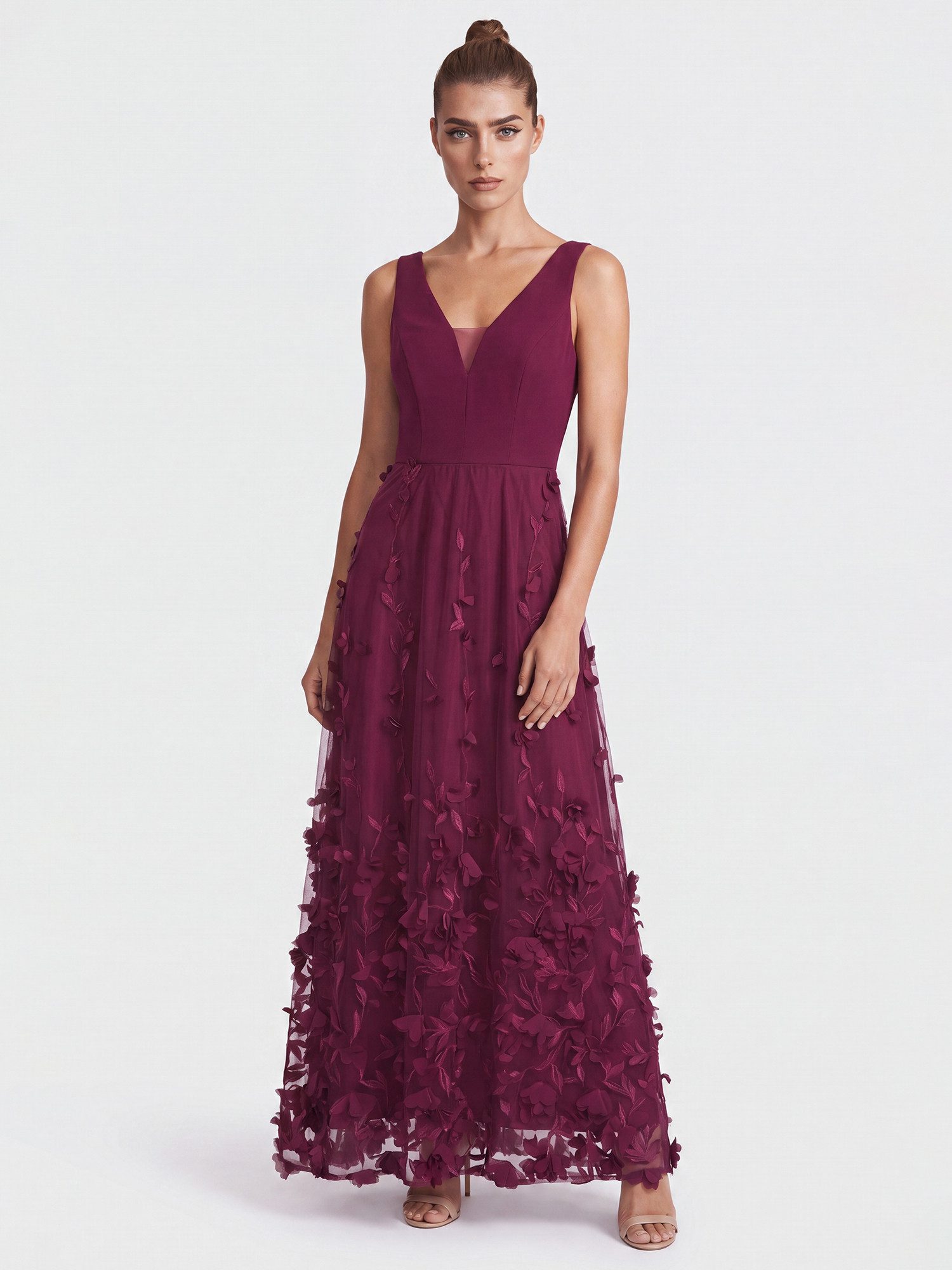 Apart Abendkleid mit 3D-Blütenstickerei