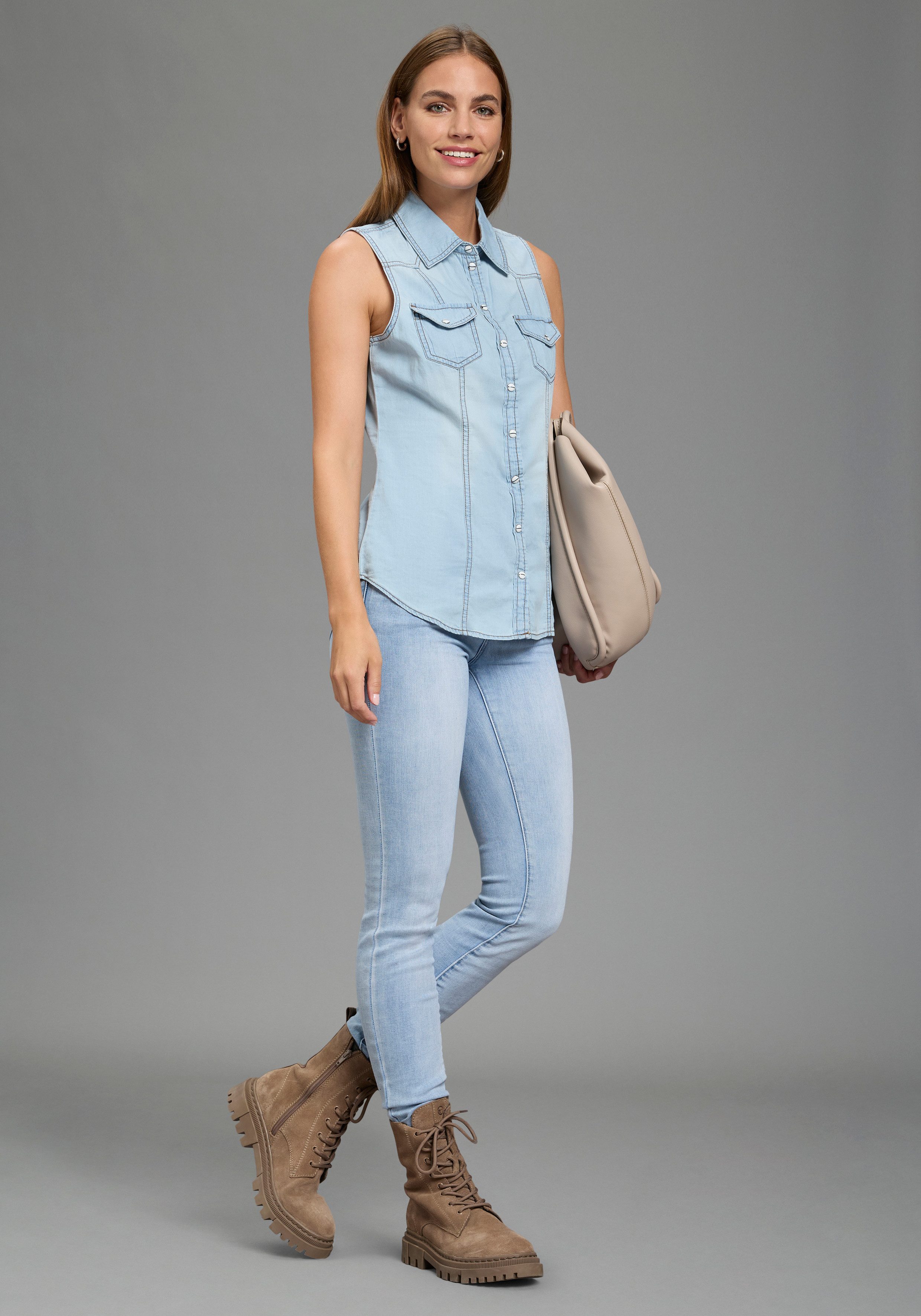Zum Outfit 11