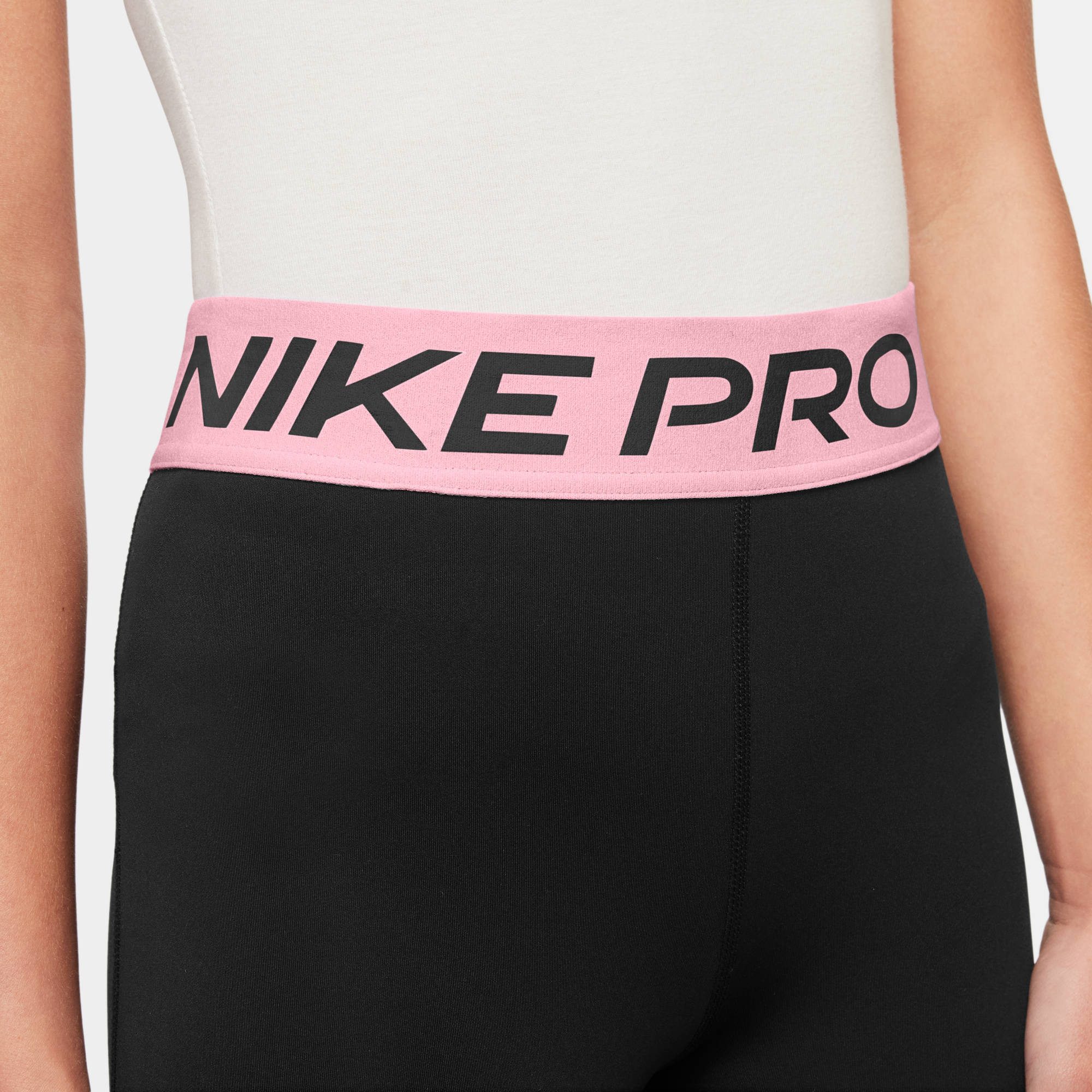 Nike Leggings G NP LEGGING mit Mesh-Einsätzen, mit Dri-FIT-Technologie, elastisch