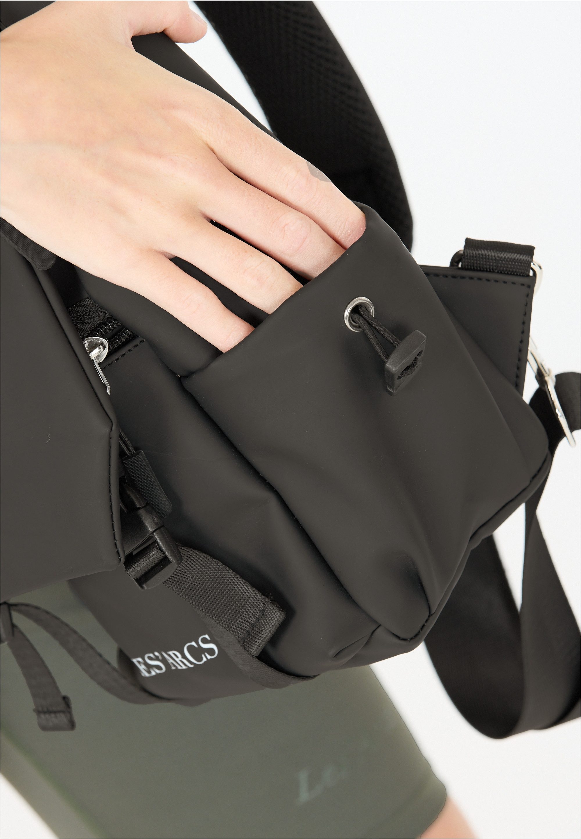 Les'Arcs Sporttasche Tobis, Im trendigen und funktionalen Crossbody-Style
