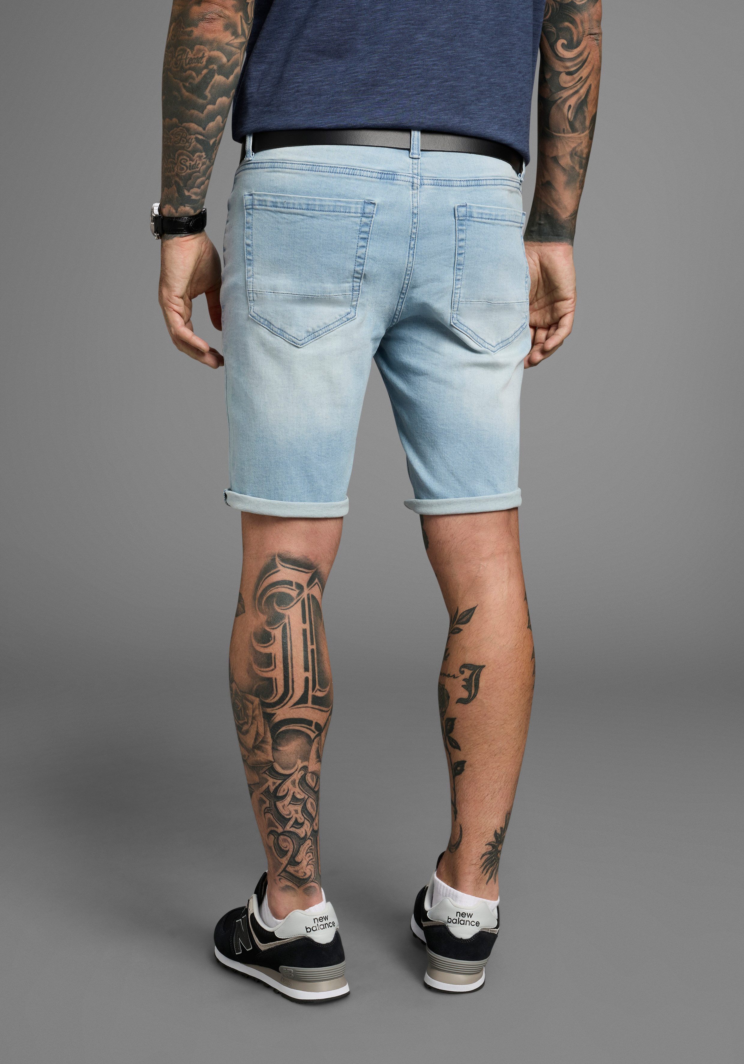 Bruno Banani Jeansshorts Hutch-Shorts gerade geschnittene kurze Beine, niedrige Leibhöhe