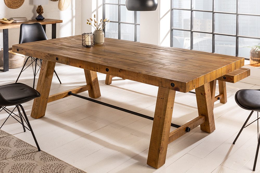 riess-ambiente Esstisch FINCA 165cm vintage braun - recyceltes Pinienholz, Bohlenoptik, FSC, Industrial Design mit Querstrebe – ideal für bis zu 6 Personen
