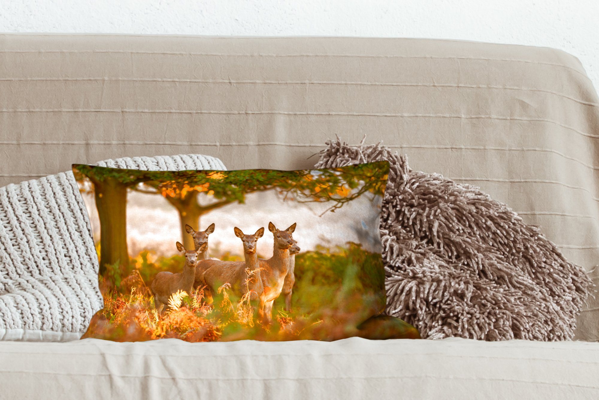 Schlafzimmer MuchoWow Zierkissen, - Füllung, Wohzimmer Sonne Dekoration, Hirsche, - Dekokissen Dekokissen mit Herbst