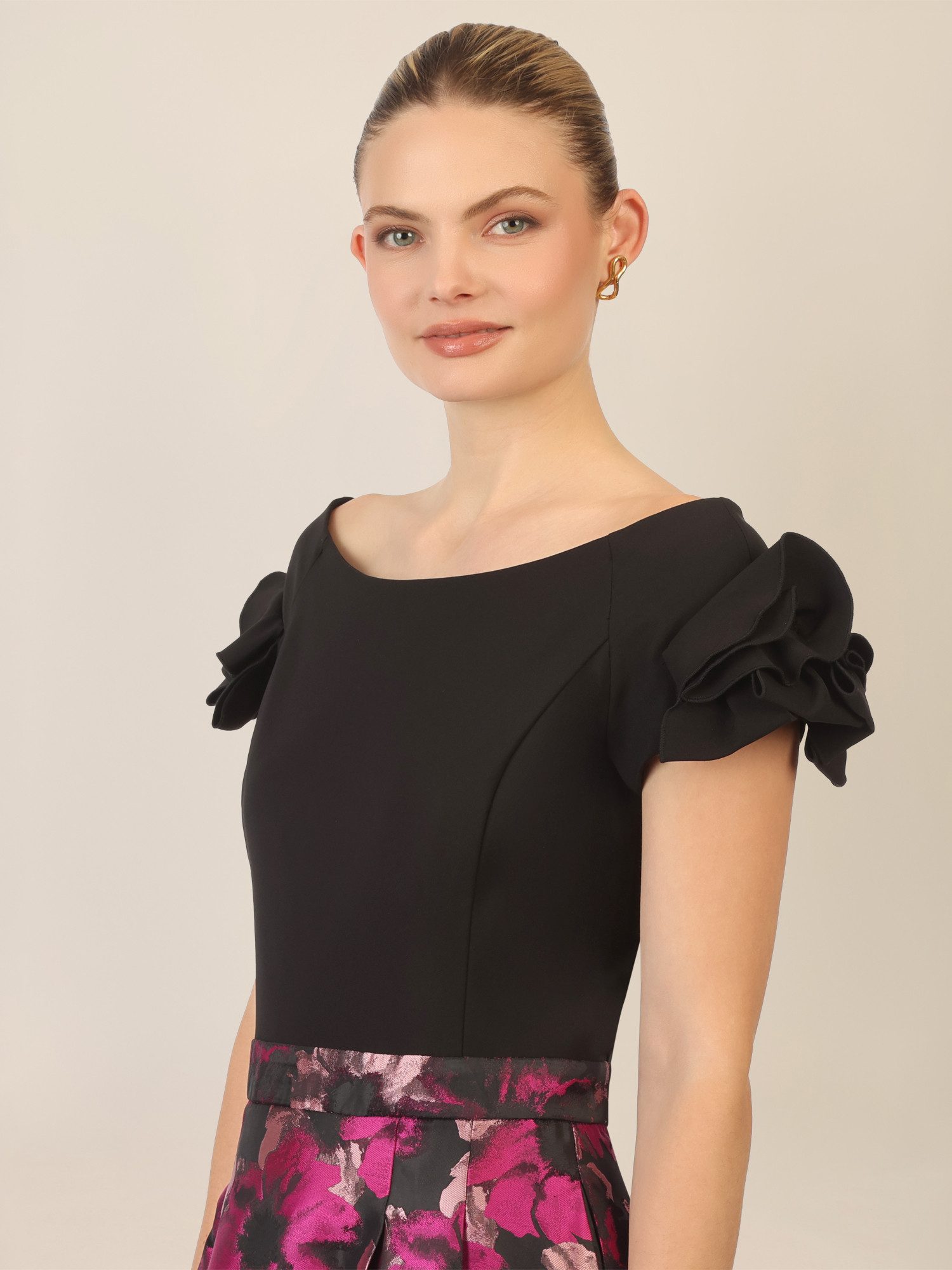 Apart Abendkleid aus festem Jersey und Jacquard mit Blumenmuster