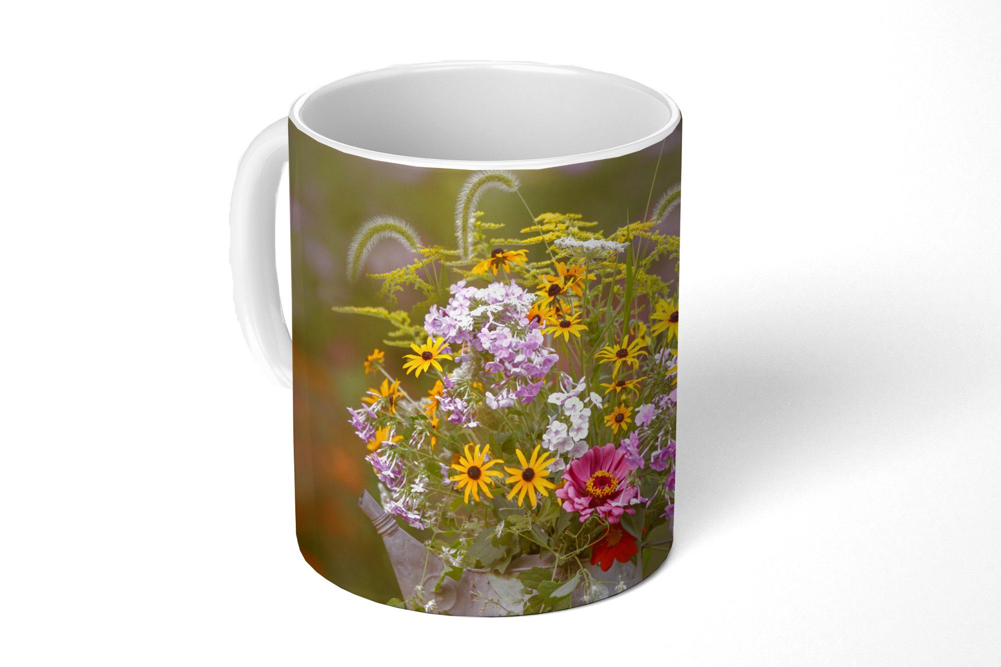 Teetasse, Kaffeetassen, Tasse MuchoWow Teetasse, Keramik, - Geschenk Gießkanne Becher, Blumen Farbe, -