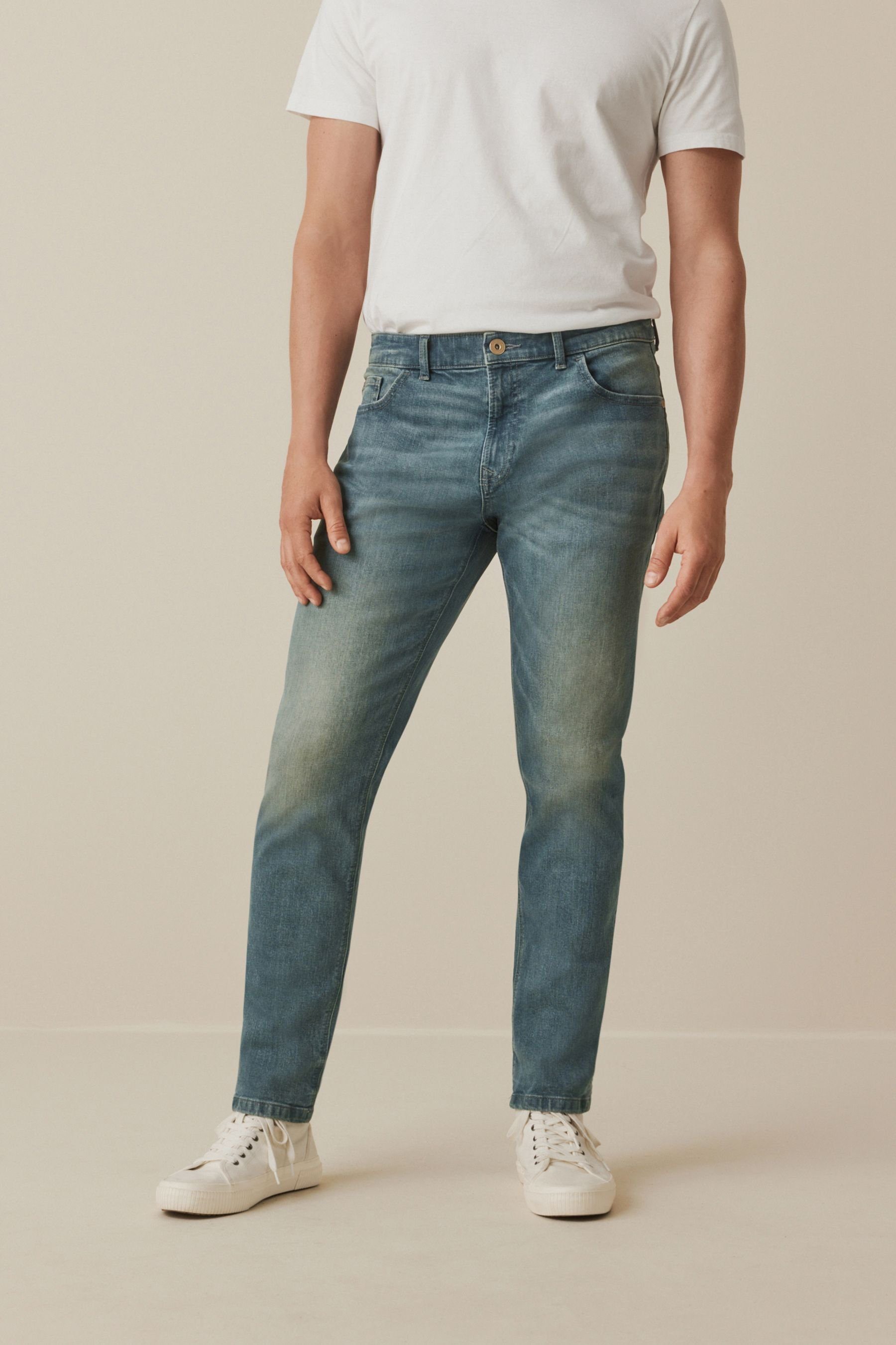 Blue (1-tlg) Slim-fit-Jeans mit Essential Stretch Fit Vintage Tint Next Slim Jeans